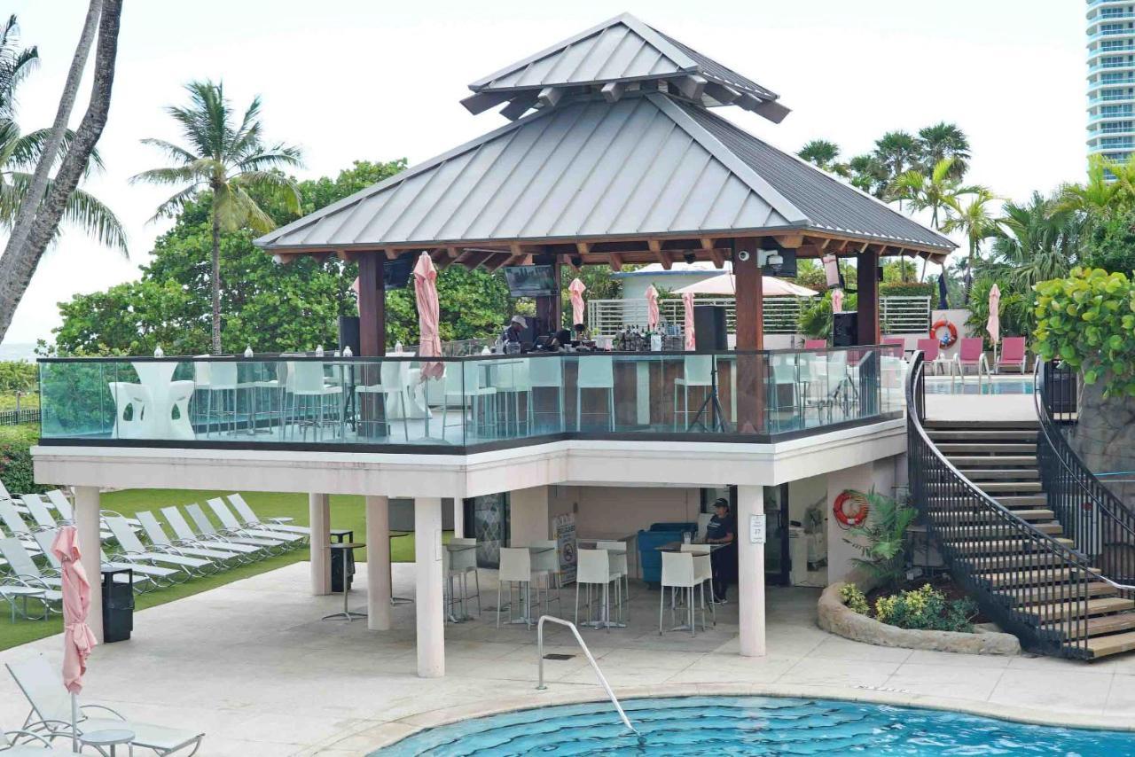2 Bedroom W Balcony & Ocean View @ The 154 * Miami Beach
