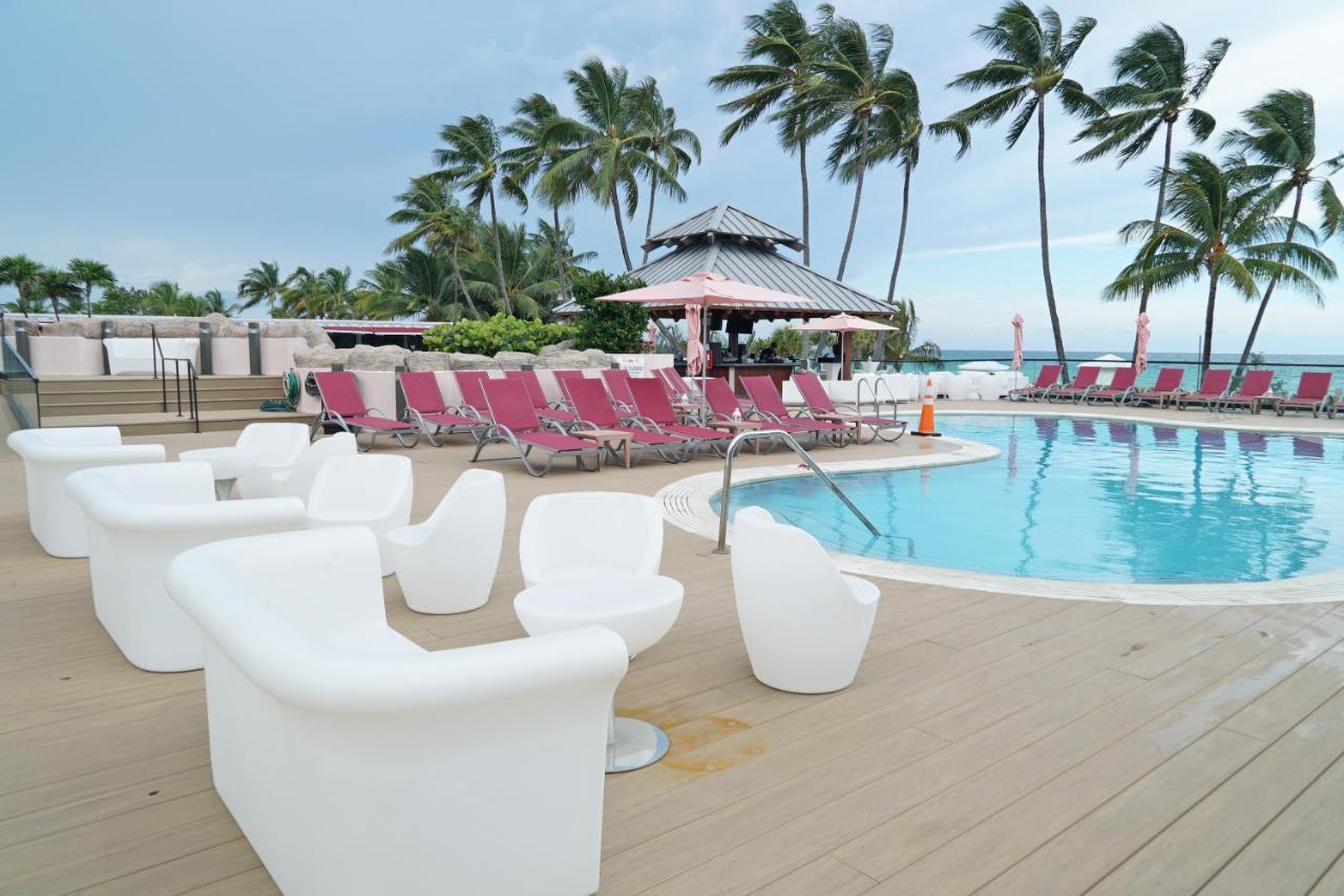 2 Bedroom W Balcony & Ocean View @ The 154 *