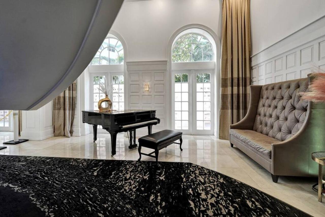 Apartment Beautiful Service 1020