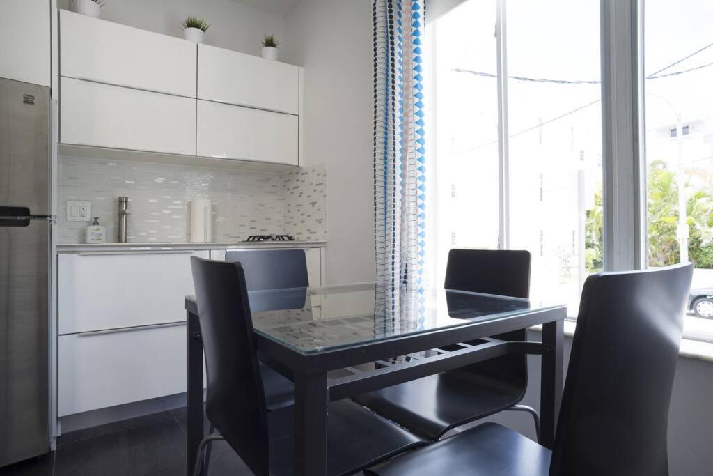 Miami Getaway 100 Yards From *