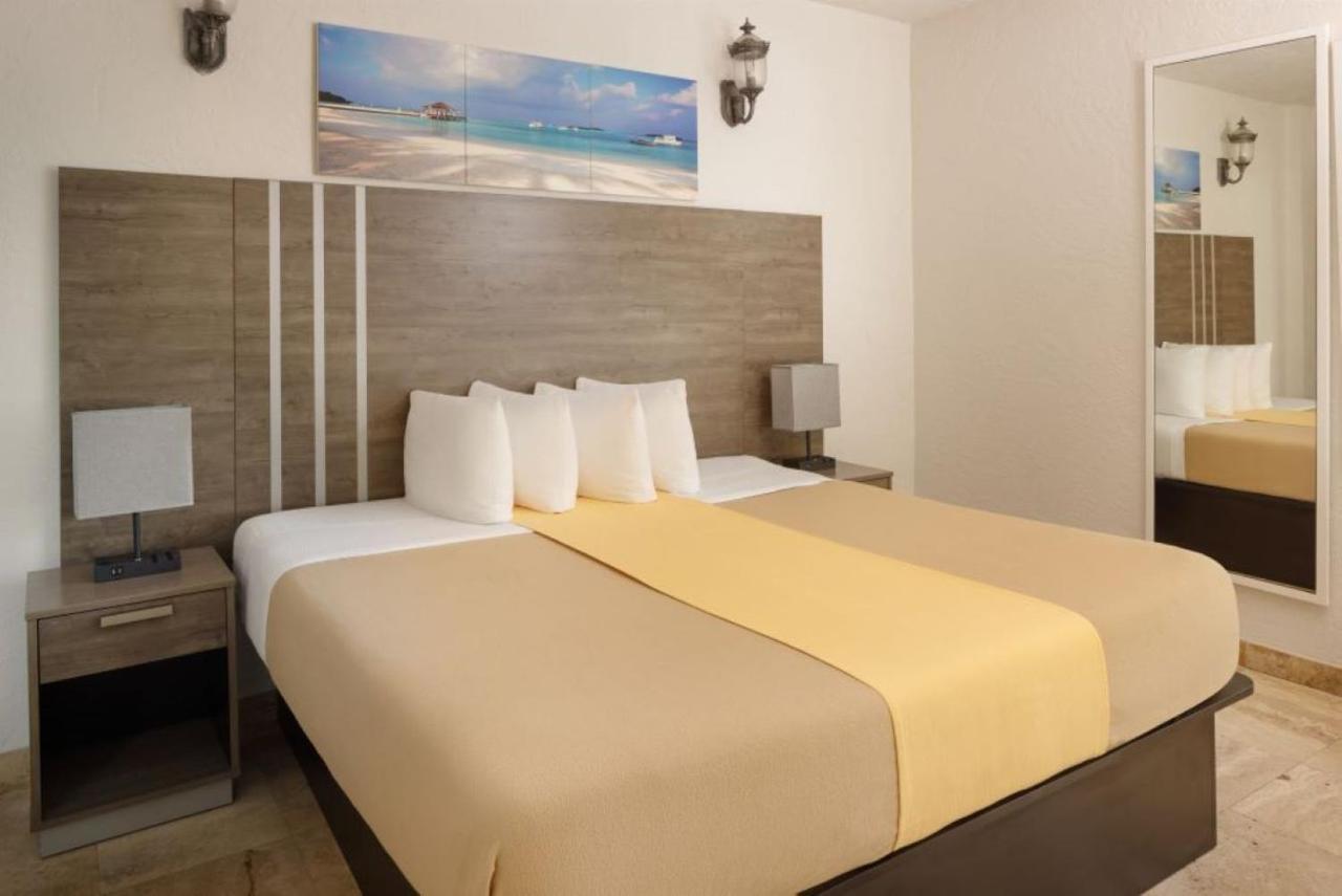 Ocean Five Hotel