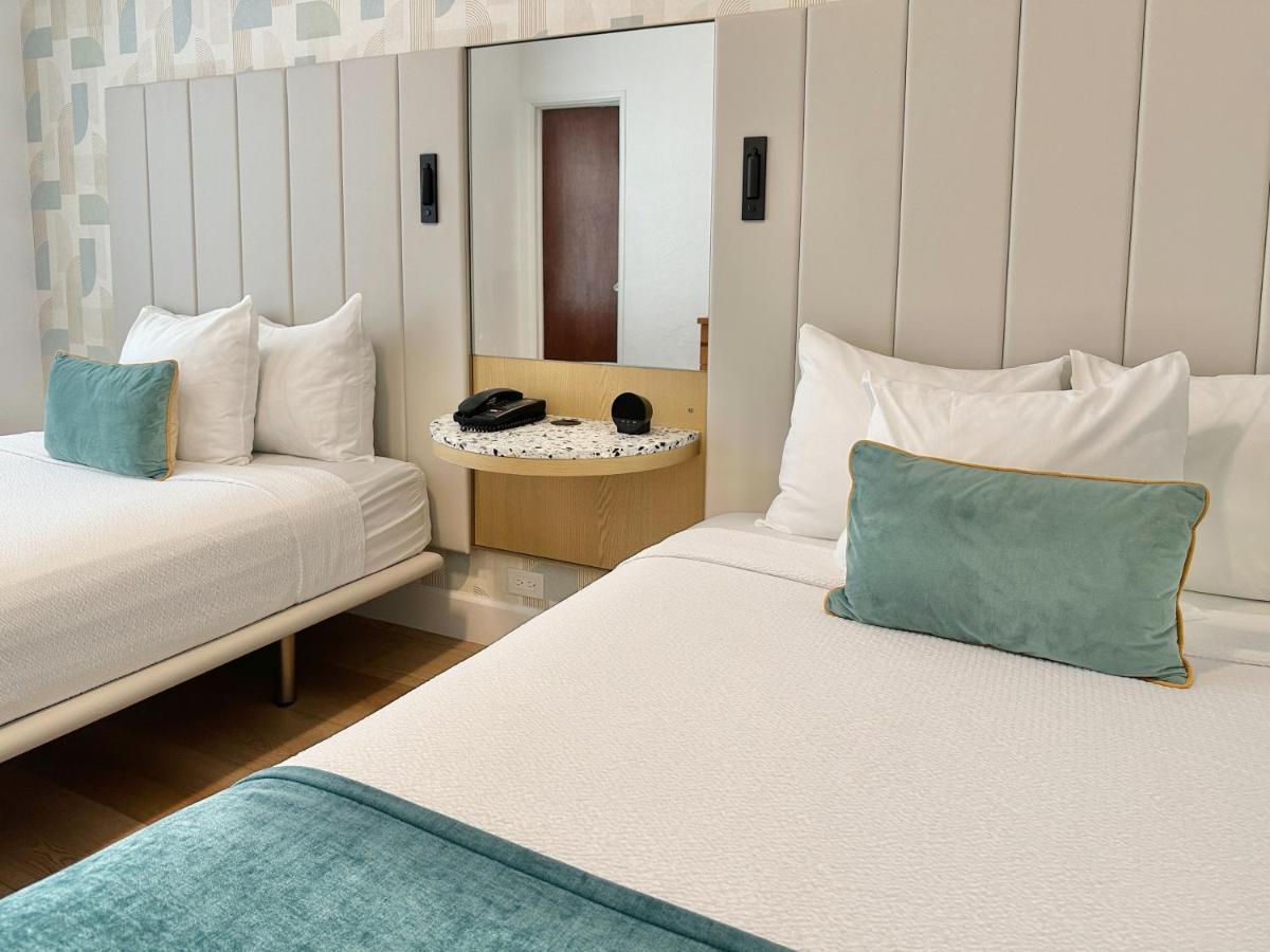 Avalon 4*