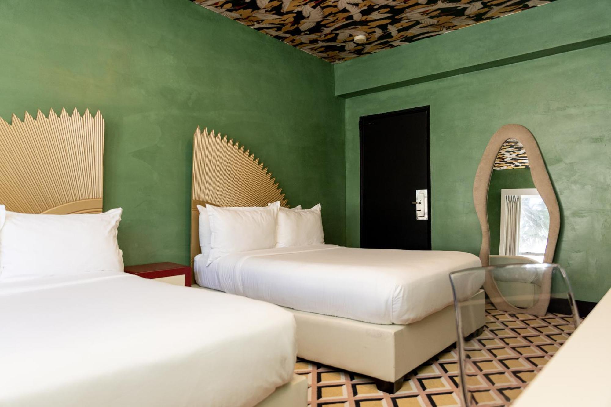 Crest Hotel Miami Beach