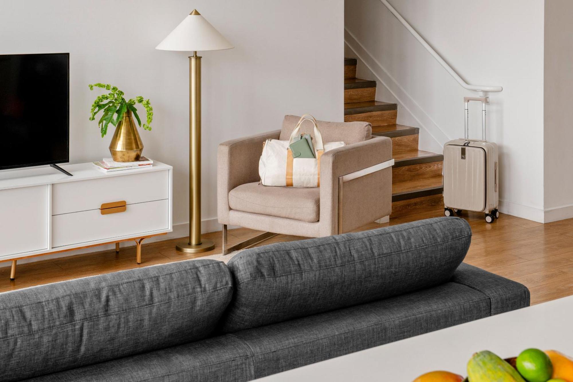 Aparthotel Sonder 17west 3*