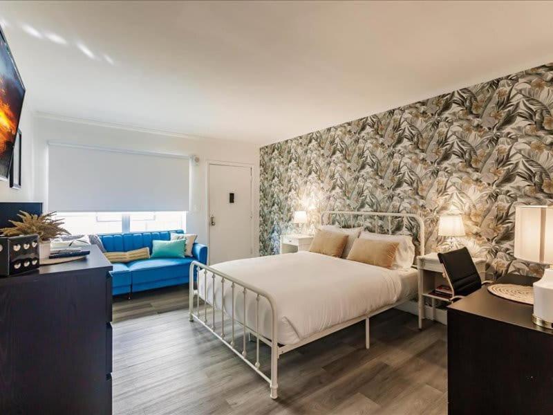 Deco 1block From With Parking * Miami Beach