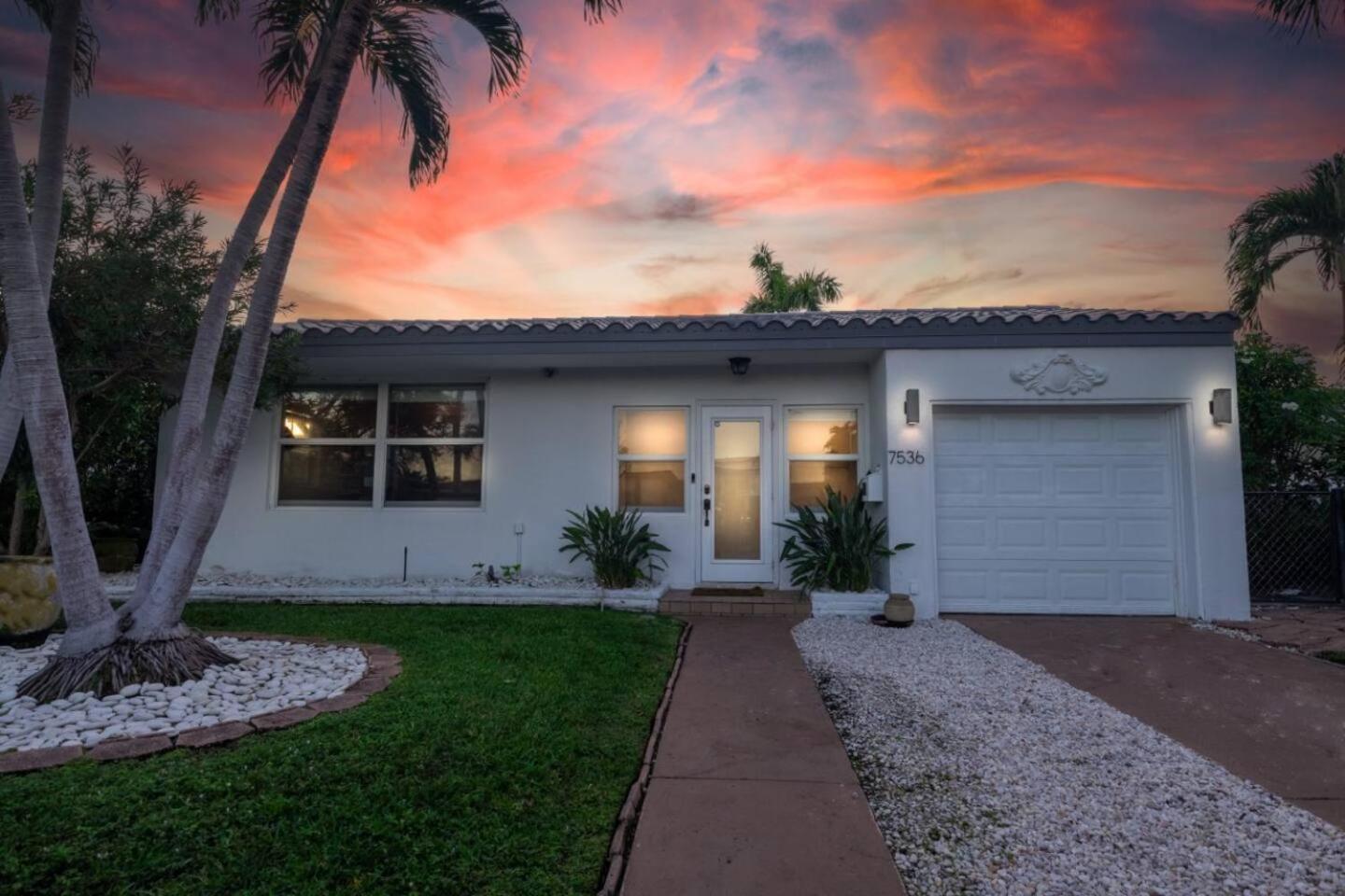 Holiday home Perfect For A Family Getaway Wpool! *