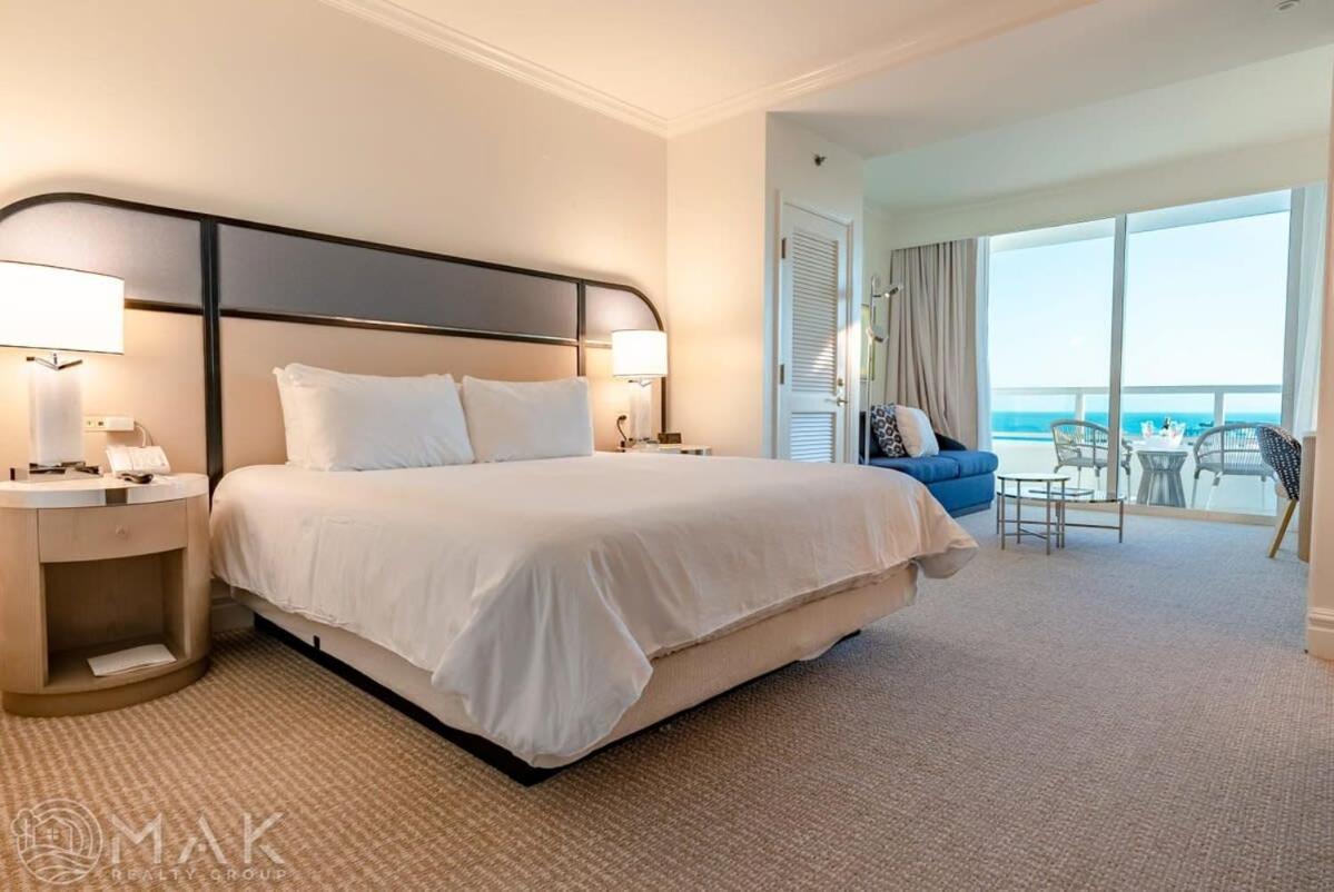 Holiday home Fontainebleau High Floor W Ocean Views Miami Beach