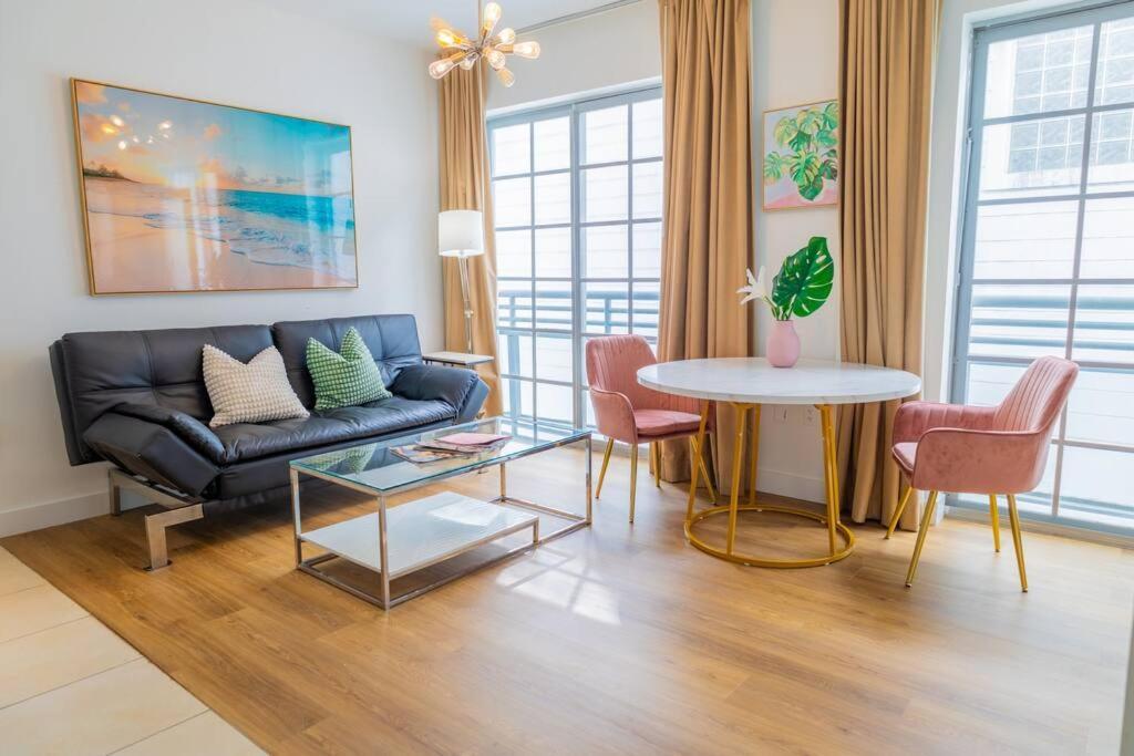 1-bed With Rooftop Pool Ocean Dr By The B207 Apartment Miami Beach
