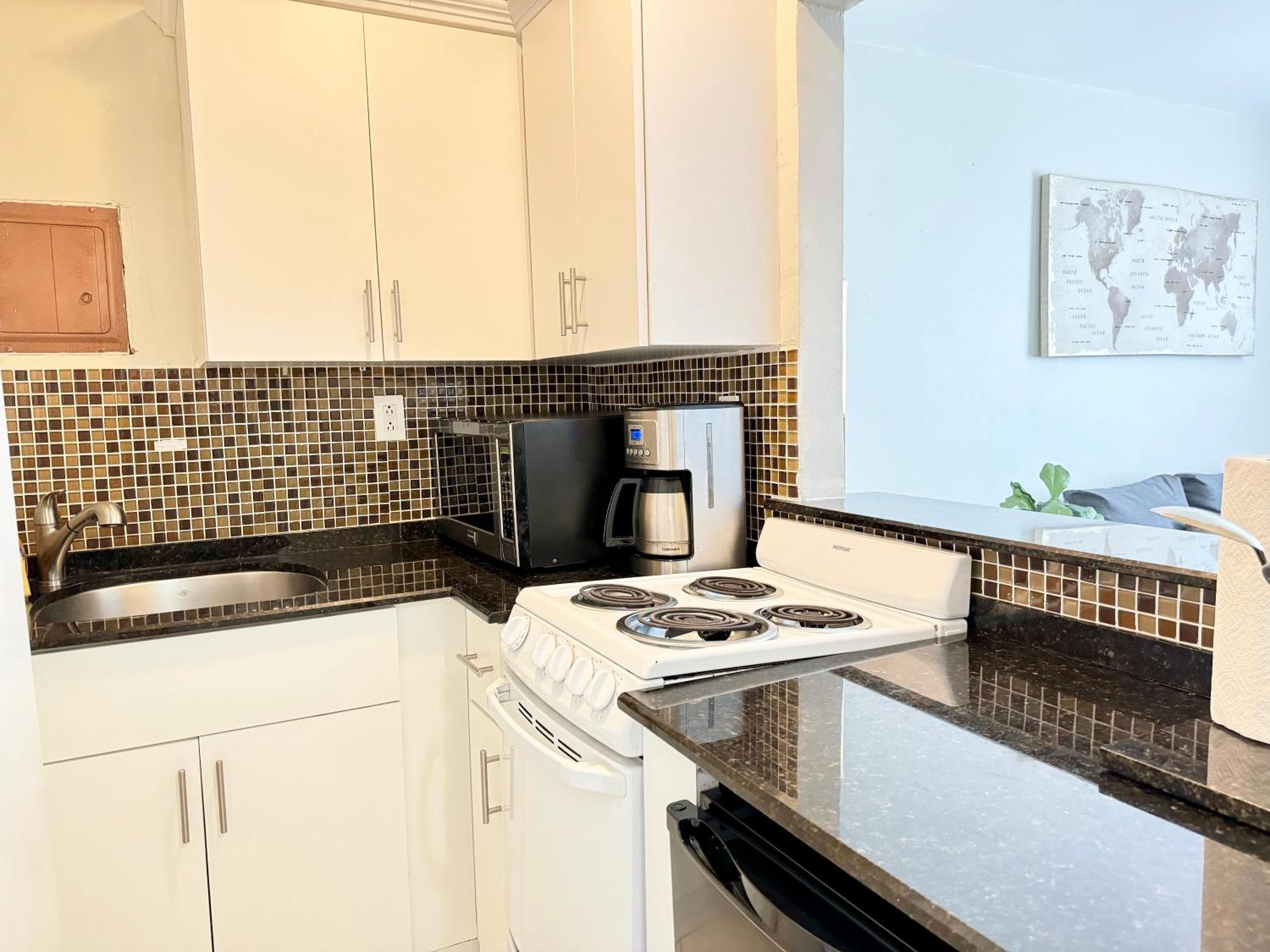 Apartment Your Vacation Home! Near The