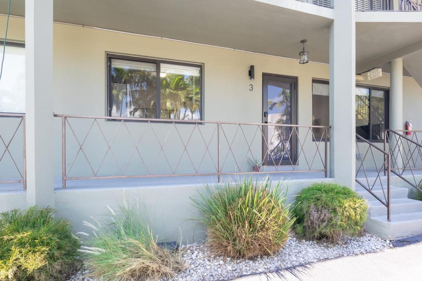 Bay Harbor Unit 3 Lovely 2 Bed 1 Bath Miami Beach