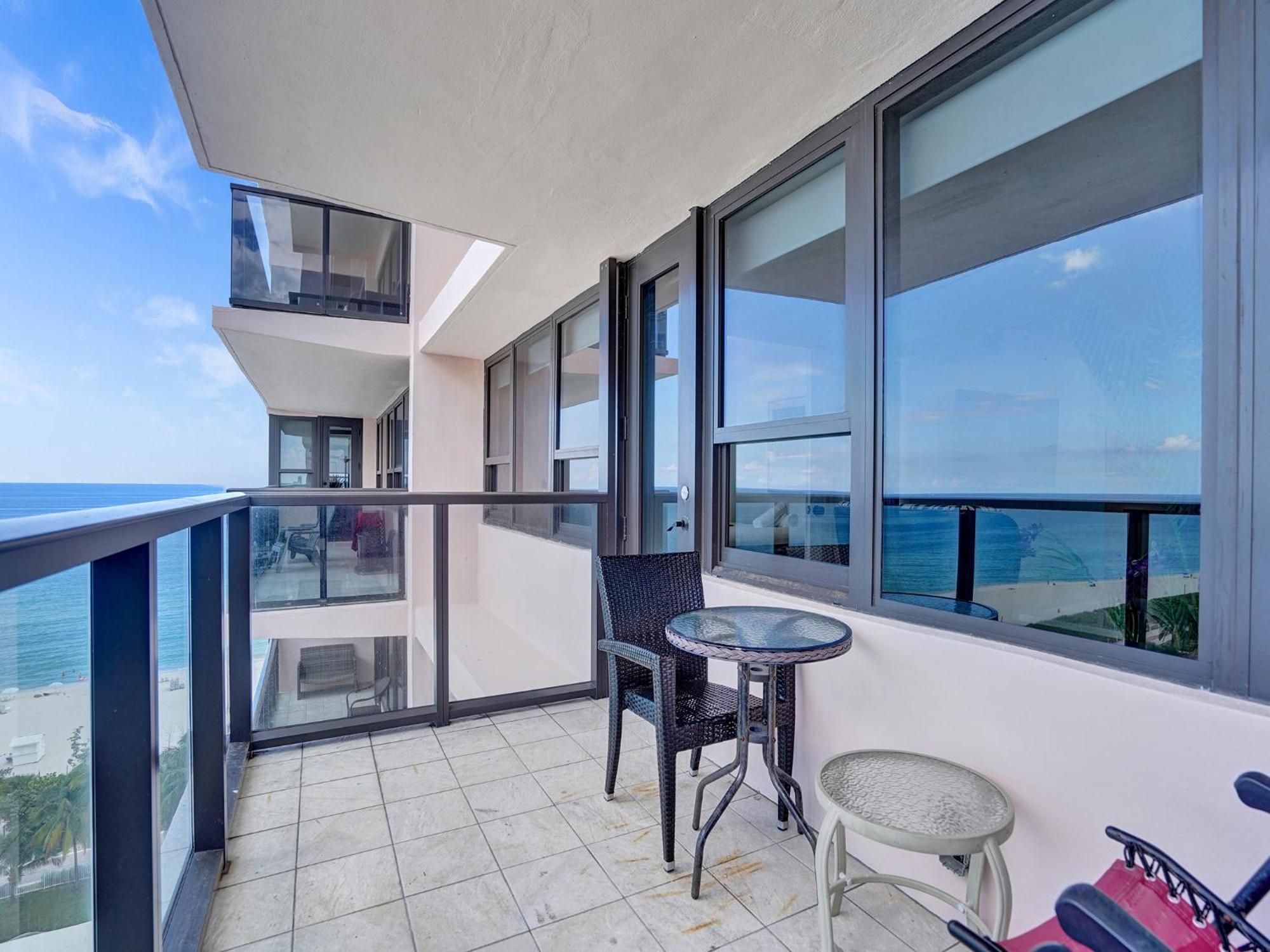 Apartment Ocean View Service 1504 Miami Beach