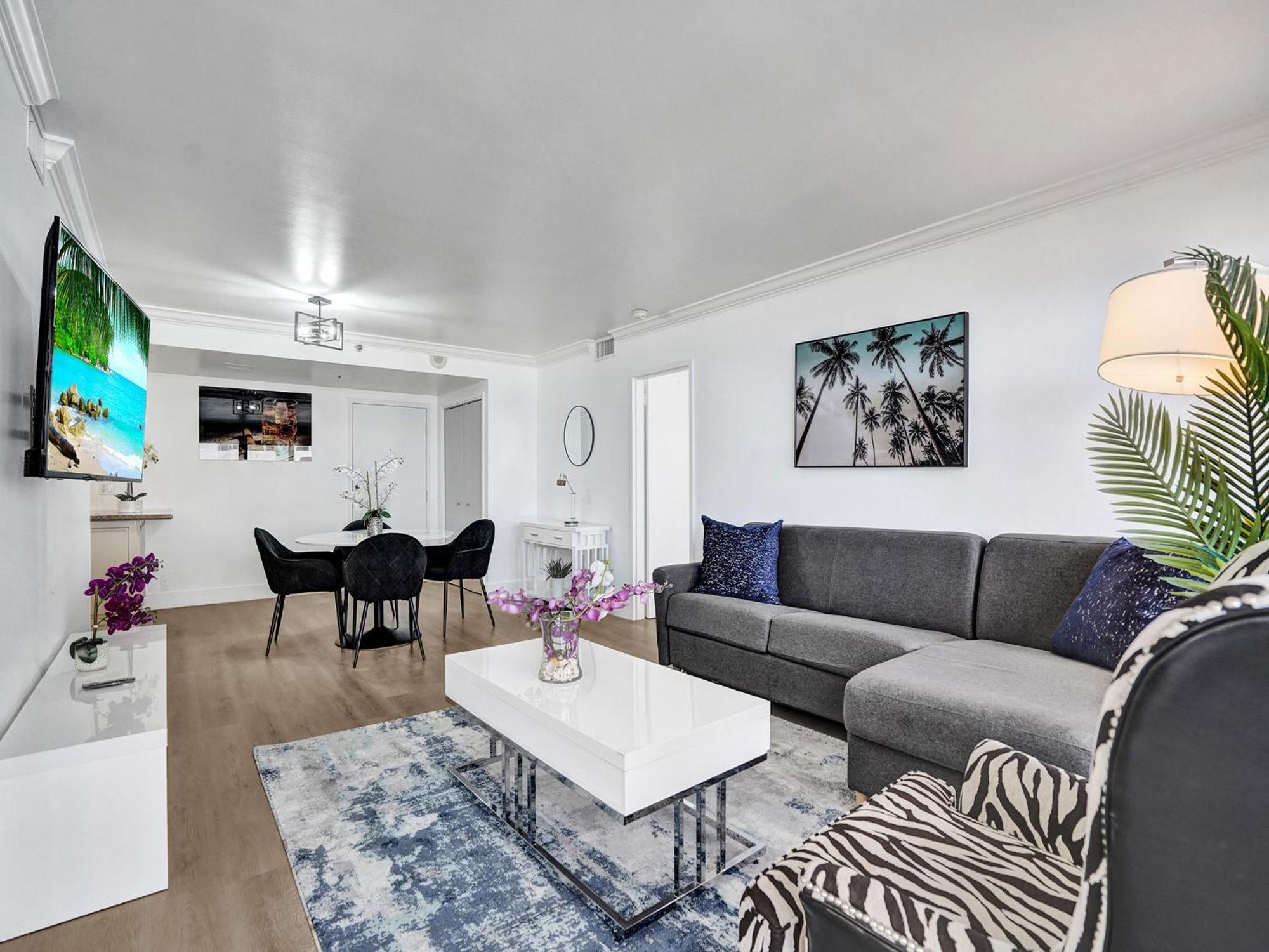 Ocean View Service 1504 Apartment Miami Beach