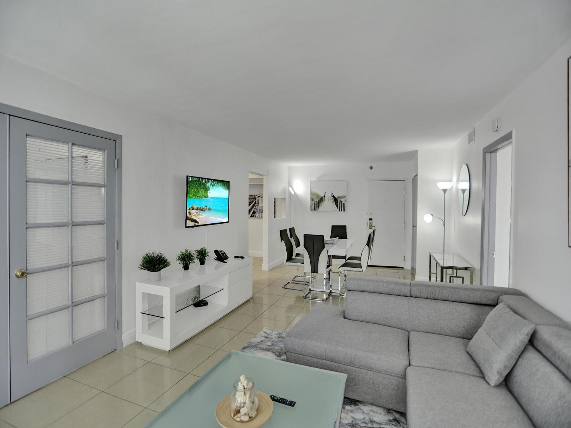 Apartment Ocean View W Service 411