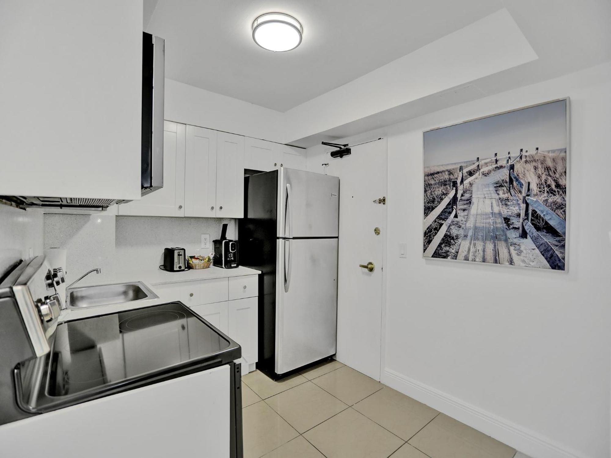 Ocean View W Service 411