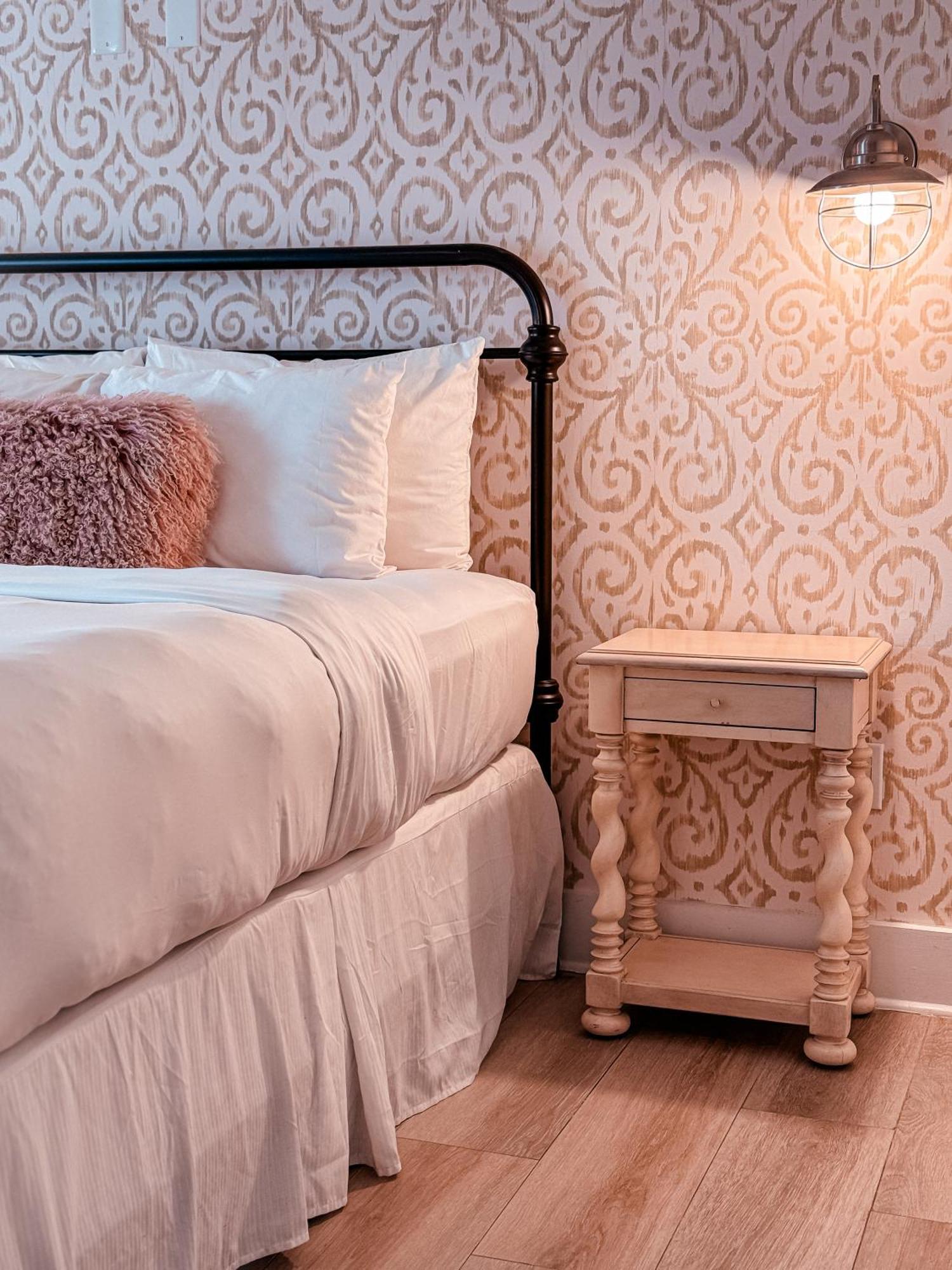 Henrosa Hotel 3*