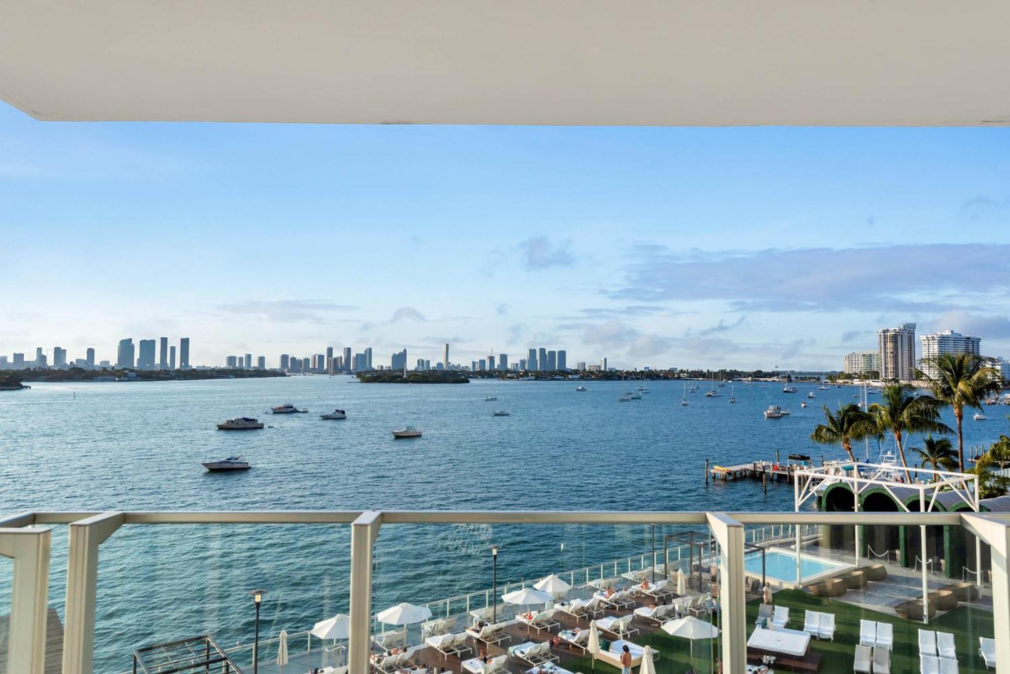 1100 West South Luxe Miami By Joe Semary