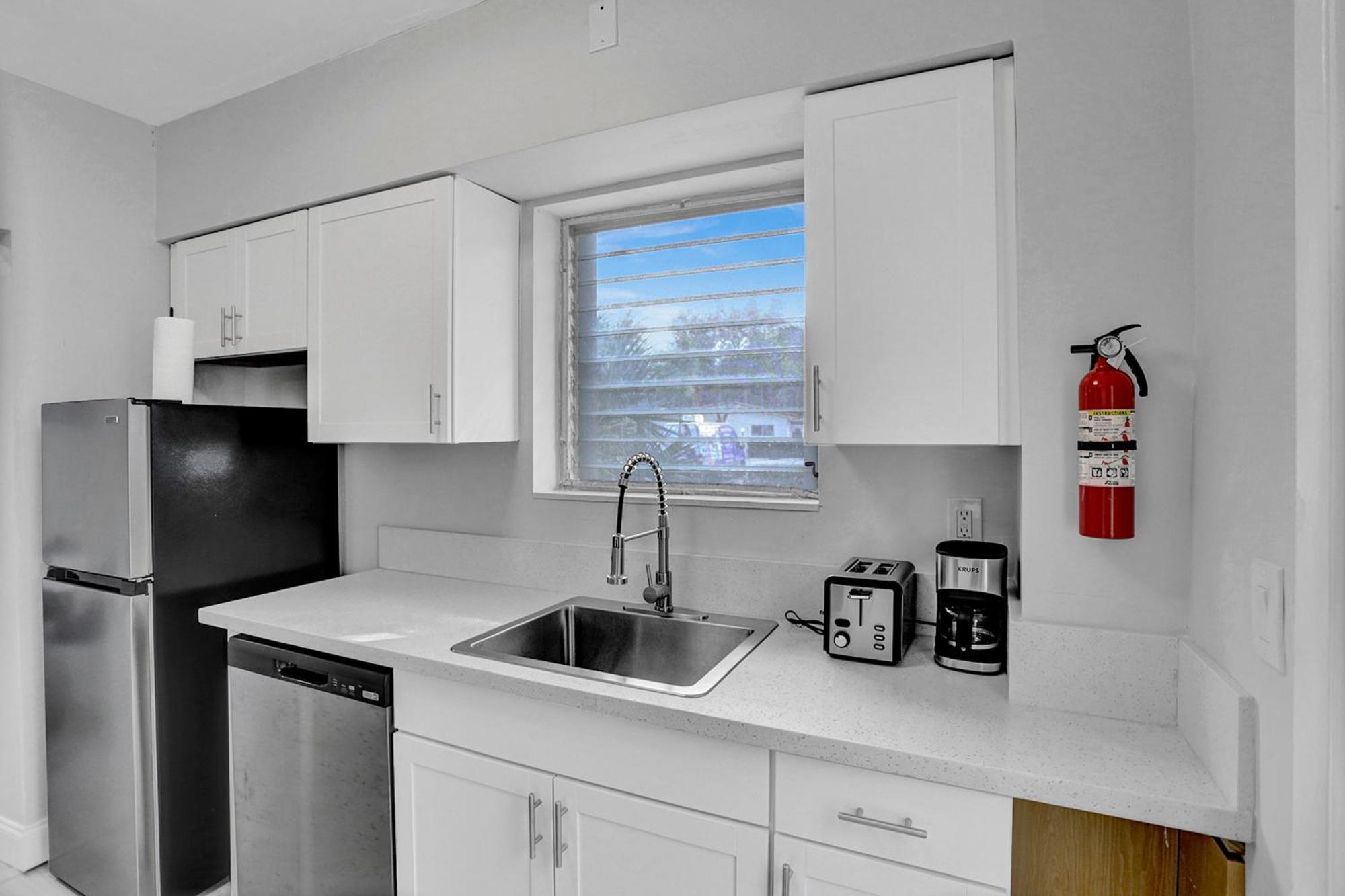 Bay Harbor Apartment