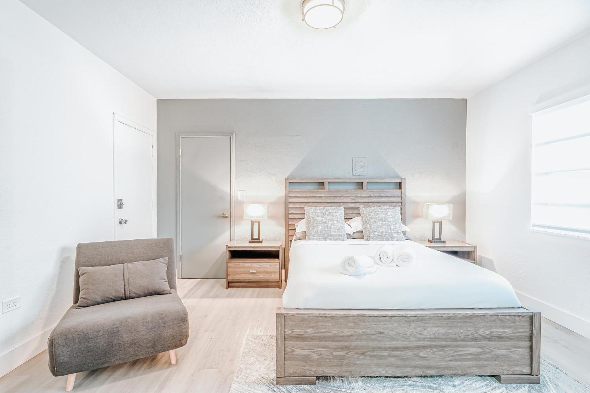 Boutique & Miami Hotel