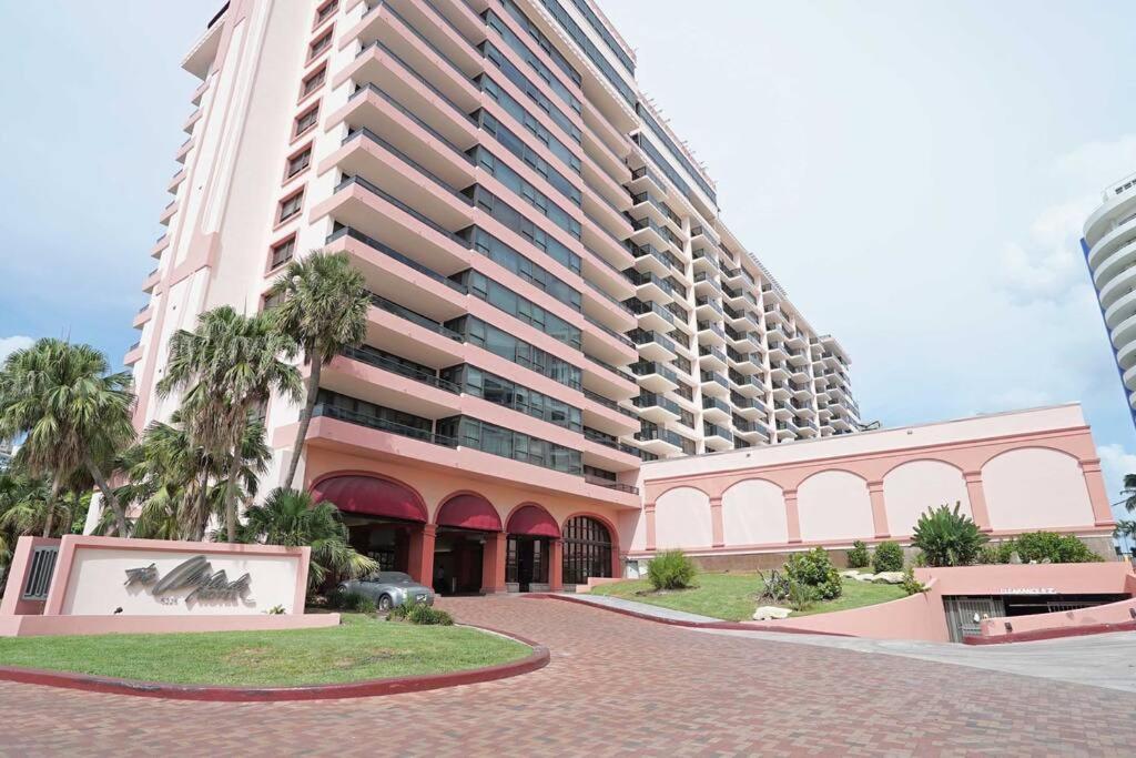 Apartment Oceanview And Balcony 2 Bed 12 *