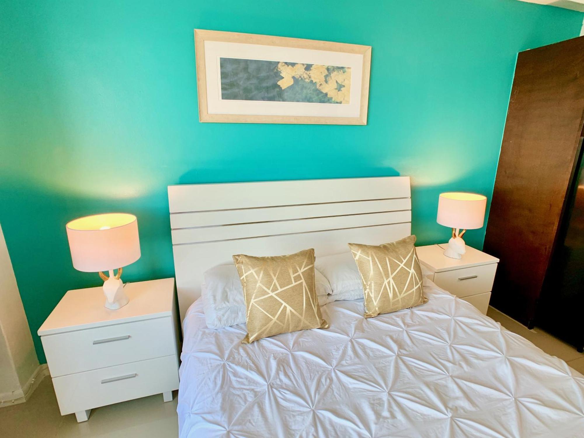 Directly On The With Pool & Ocean View Apartment Miami Beach