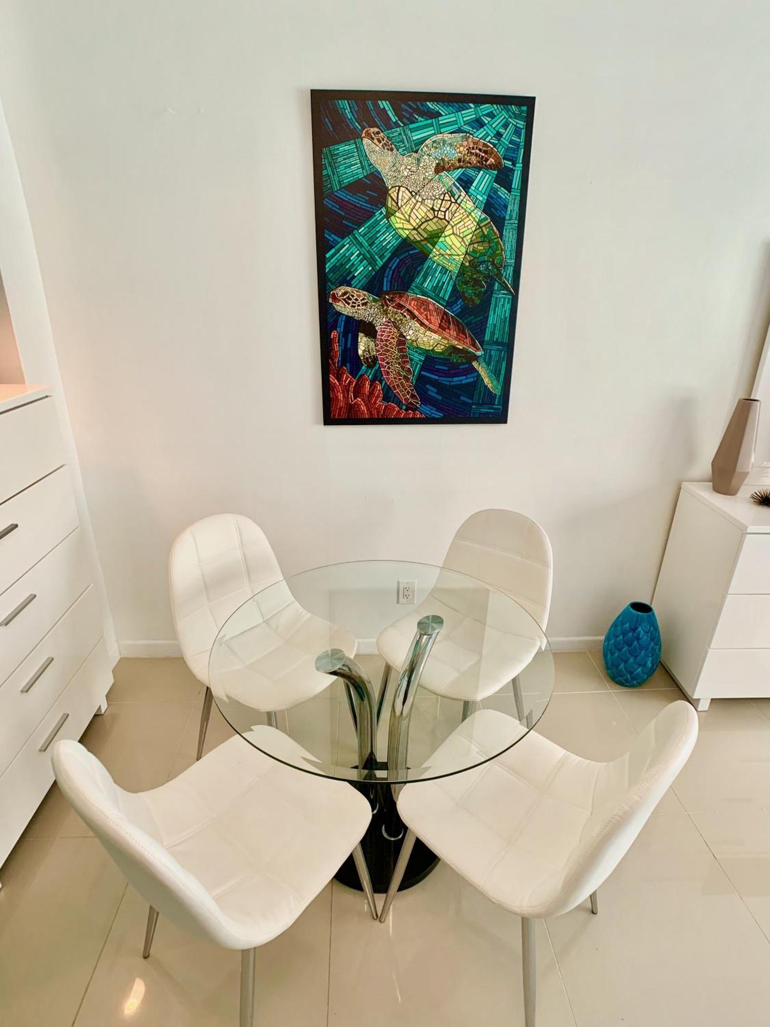Directly On The With Pool & Ocean View *