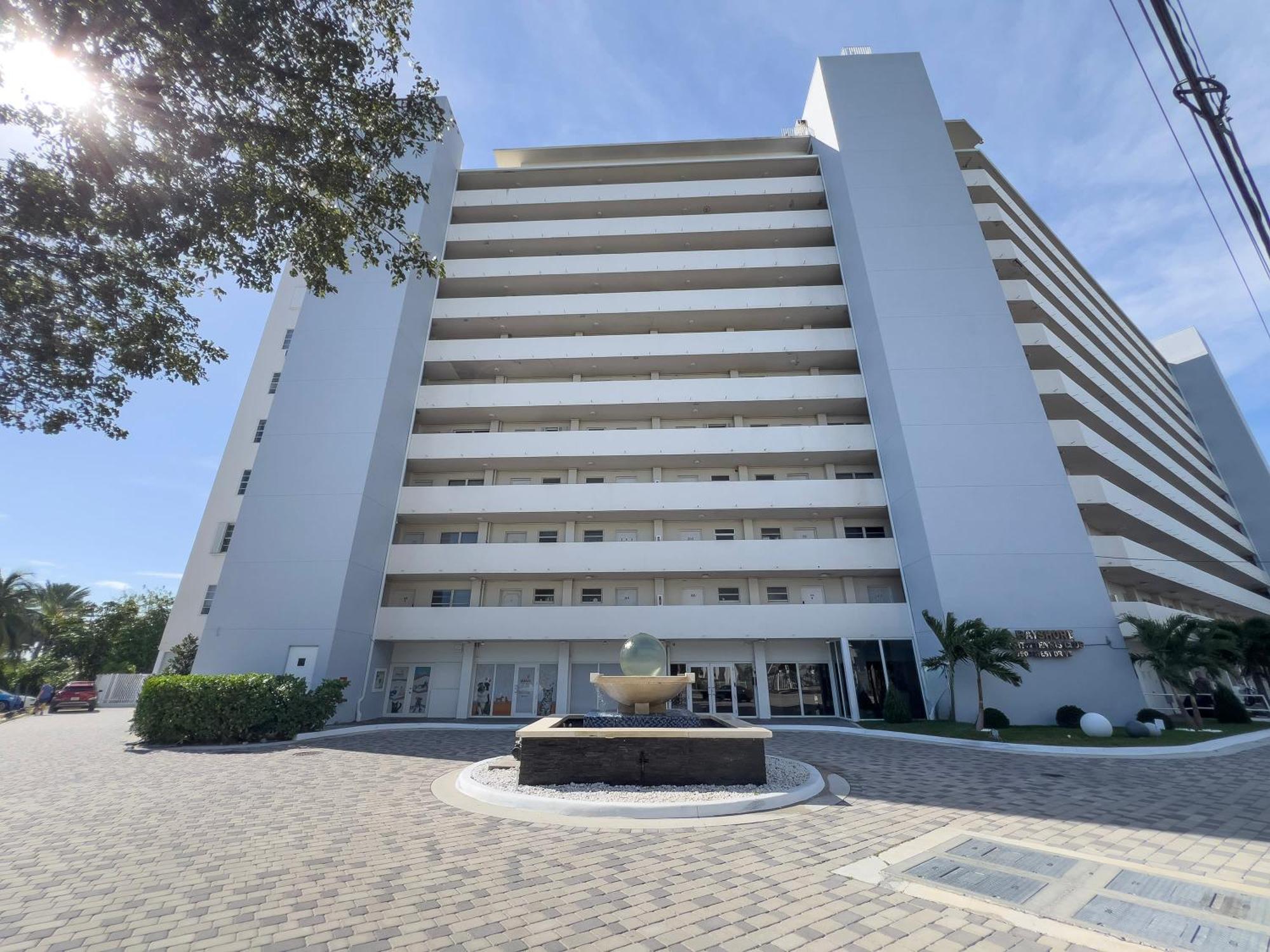 Apartment Vista Mar: Bay Views Close To Miami Attractions