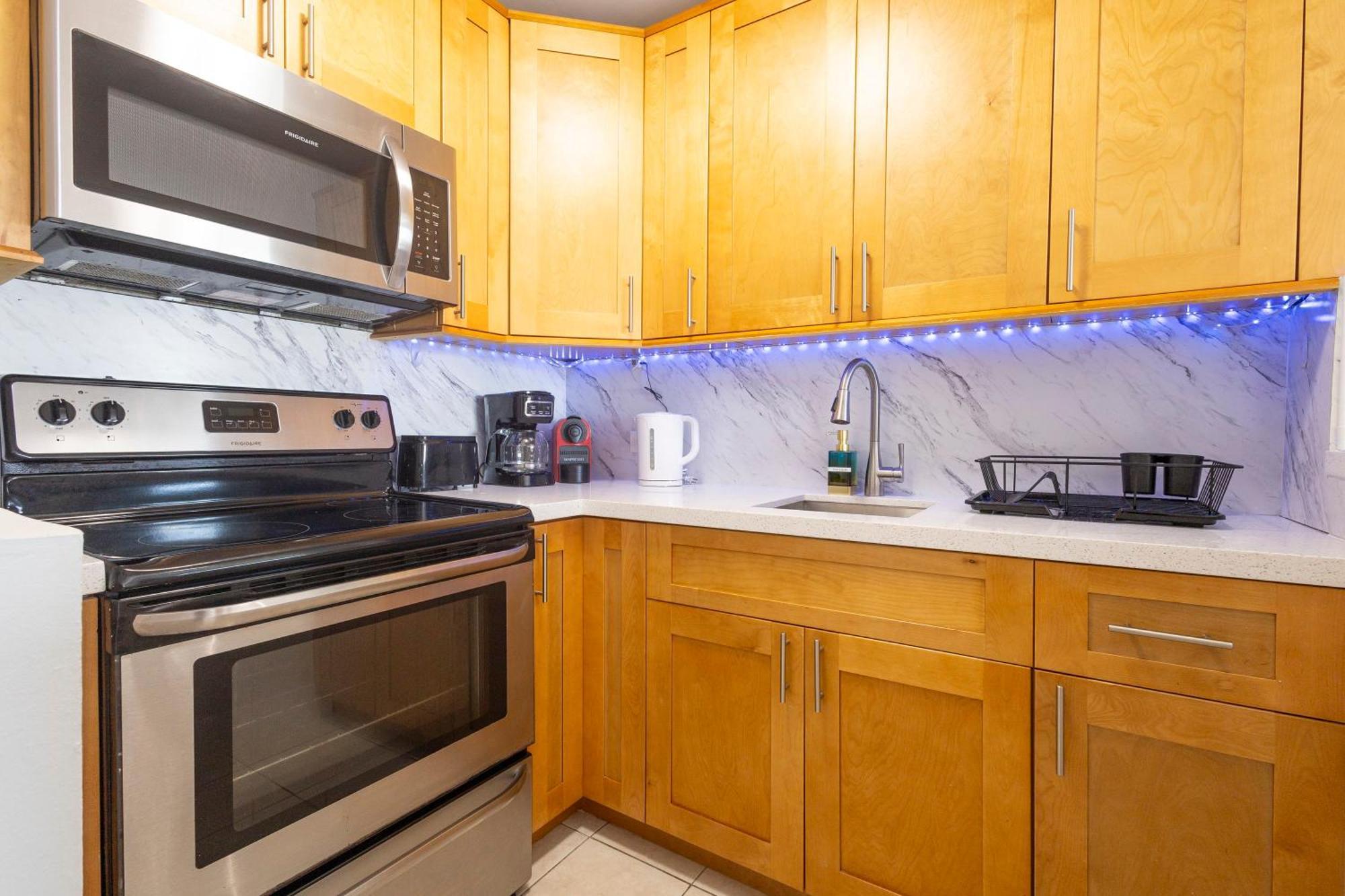 Apartment Vista Mar: Bay Views Close To Miami Attractions Miami Beach