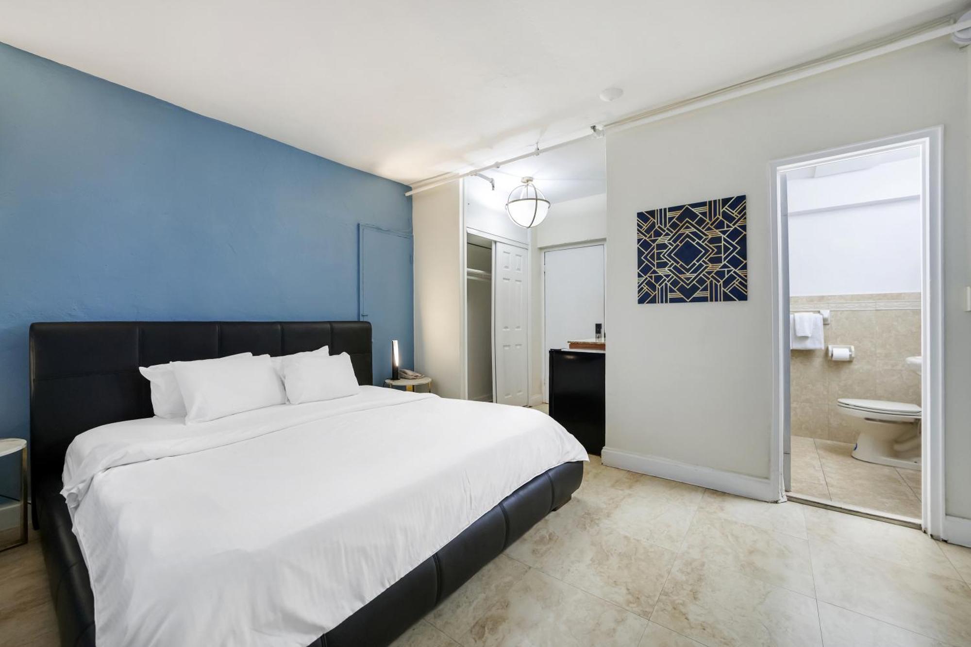 Starlite Hotel 3*