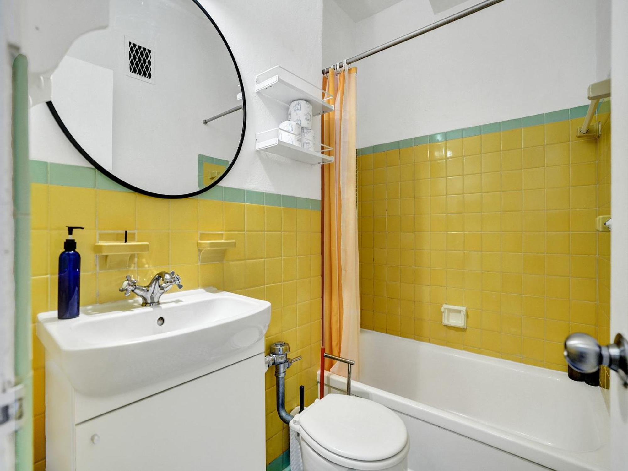 Apartment Mantell Plaza