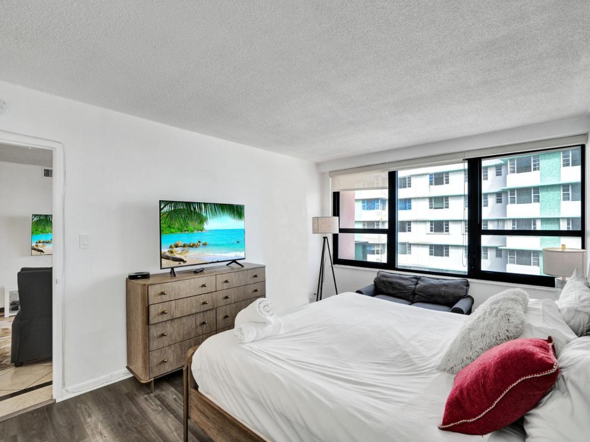 High Floor Oceanview 1506 Miami Beach