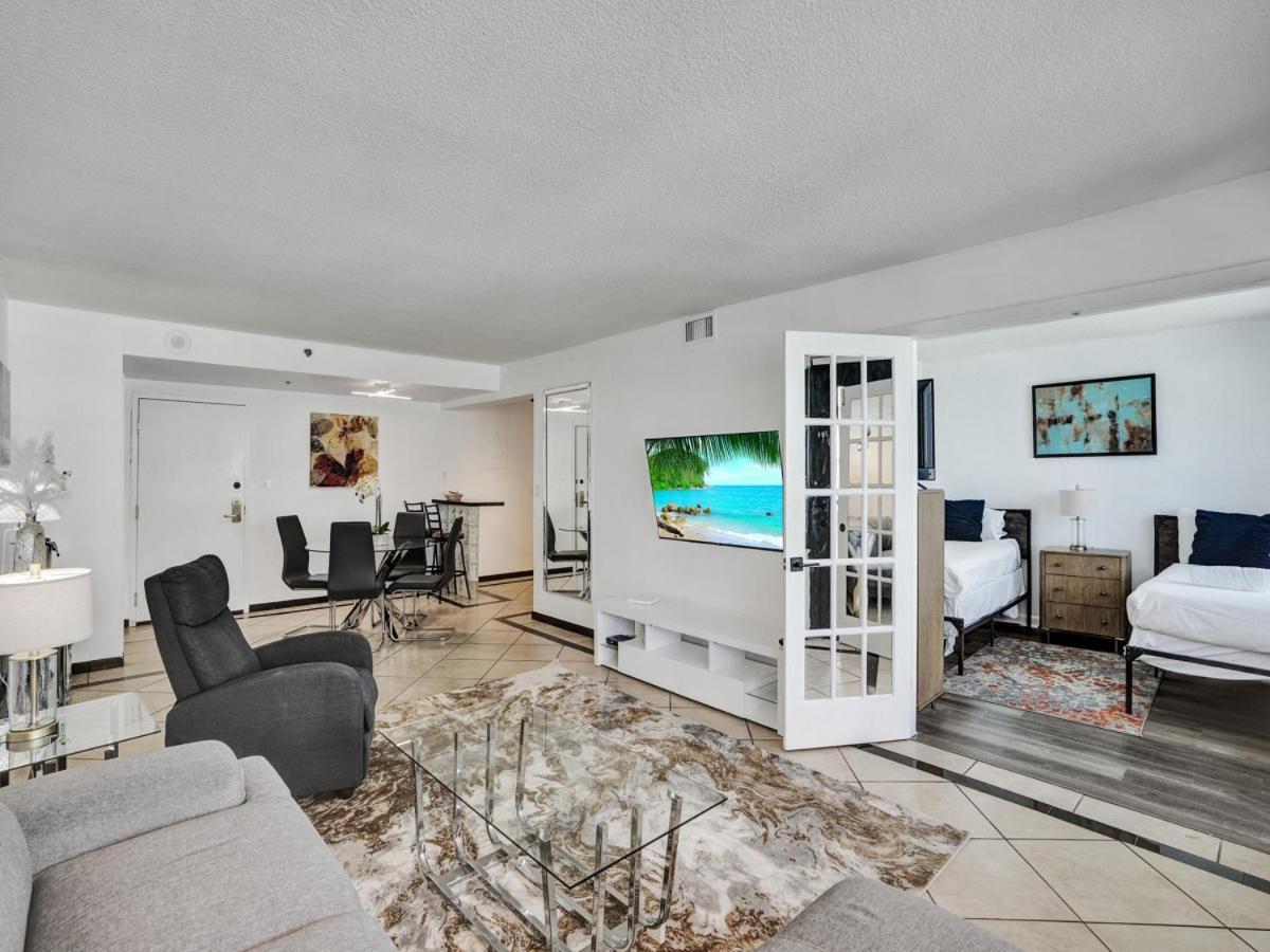 Apartment High Floor Oceanview 1506