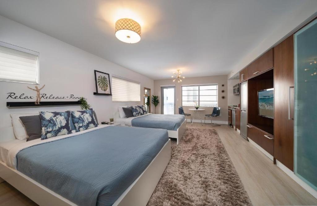 Strand Ocean Drive Suites Aparthotel Miami Beach