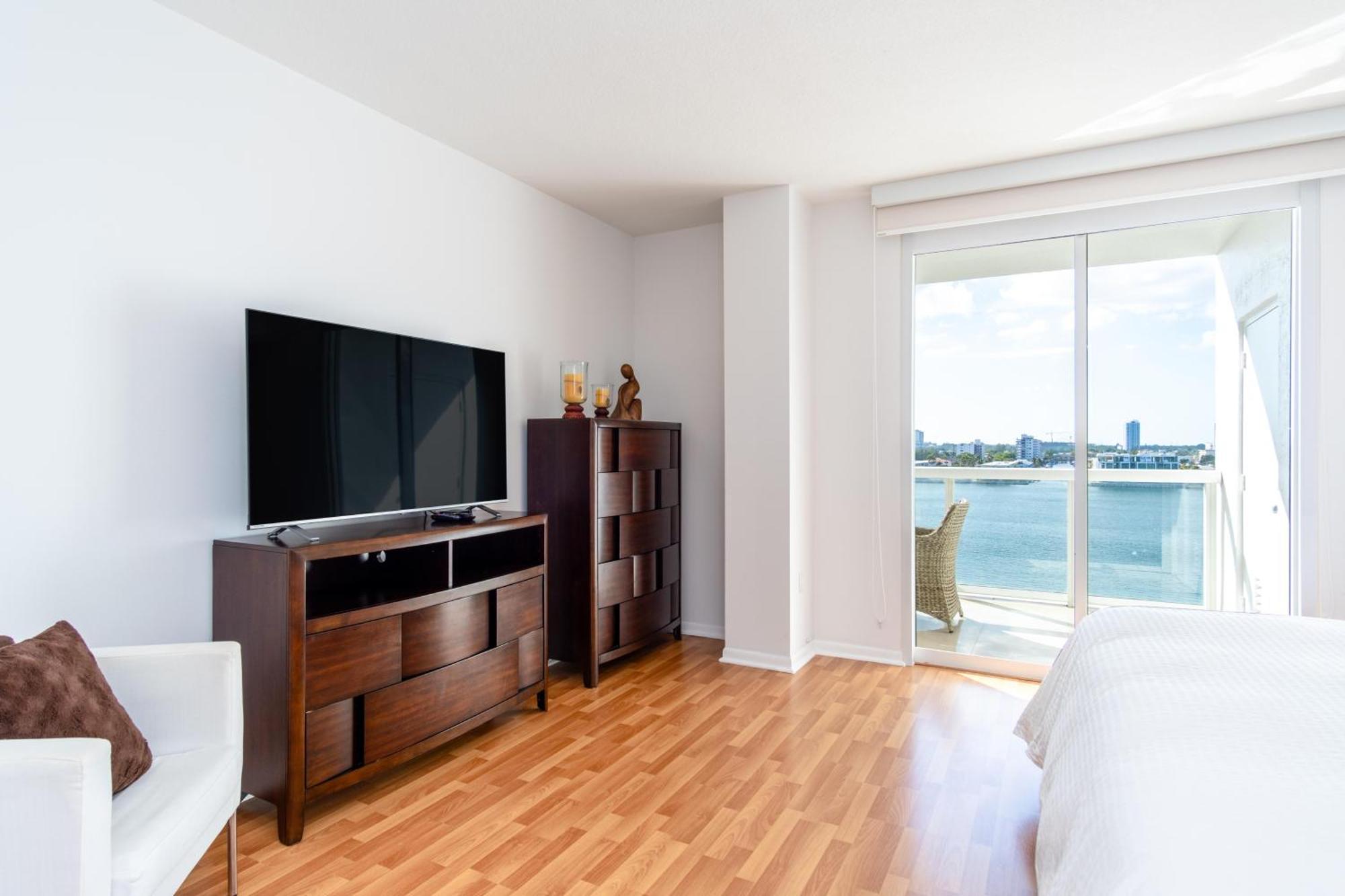 Golden Bay 85