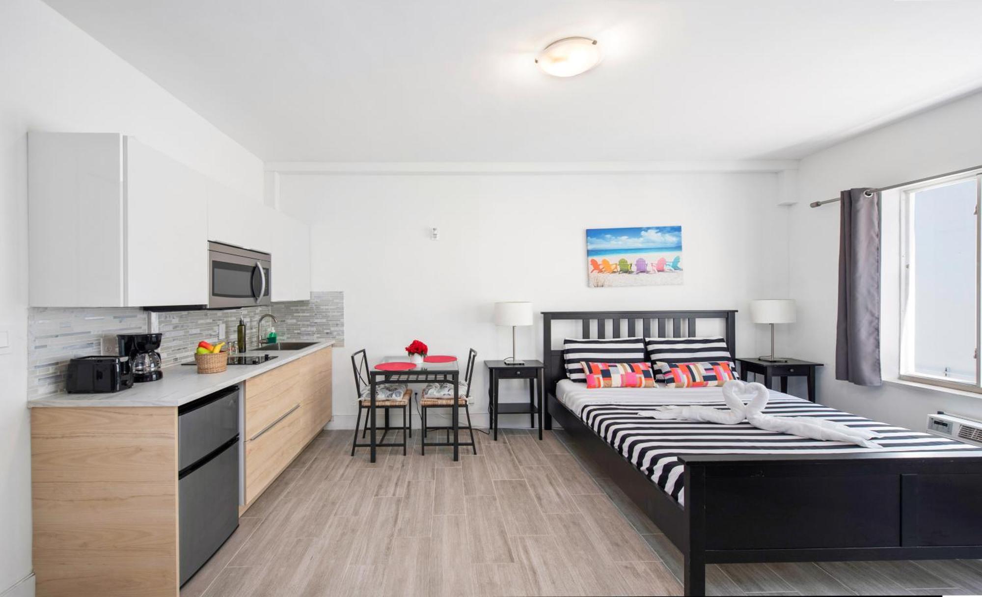 Apartment Lovely In Miami