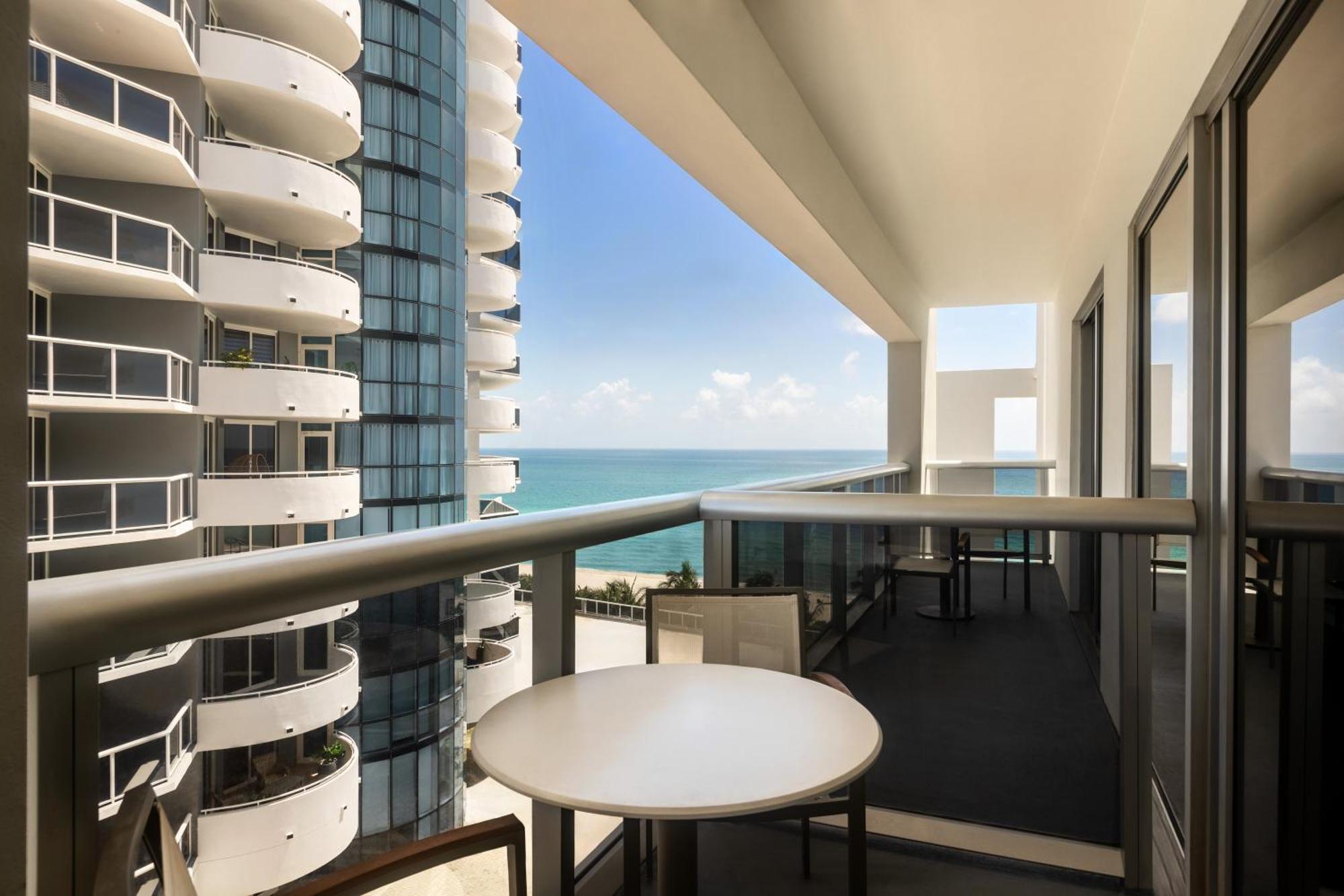 Hilton Miami Resort Miami Beach