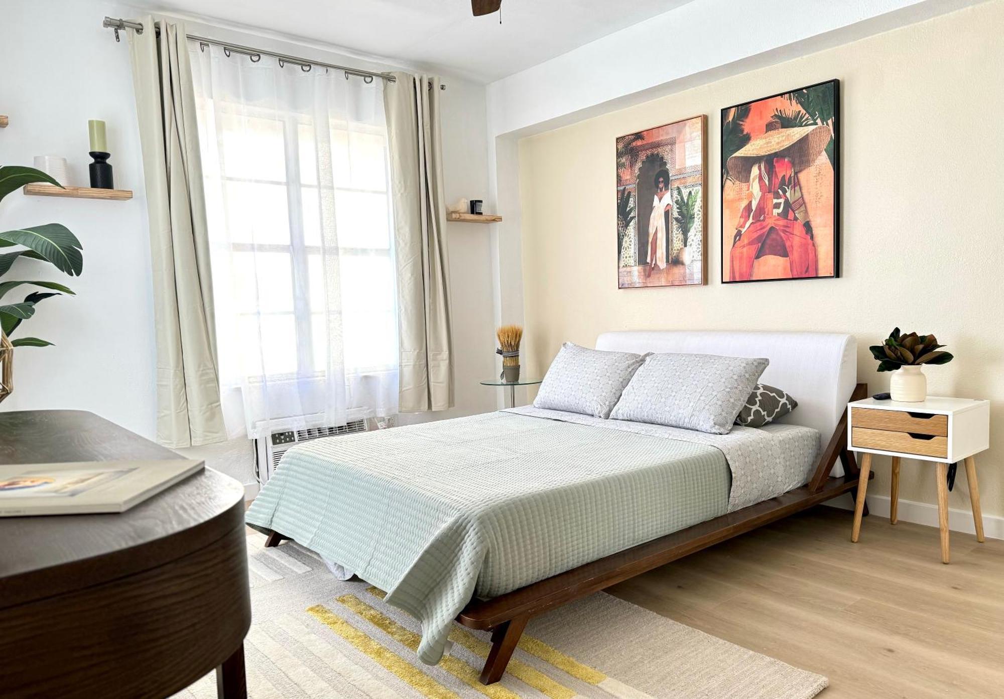 Apartment High-end Remodeled Apartment, On The *