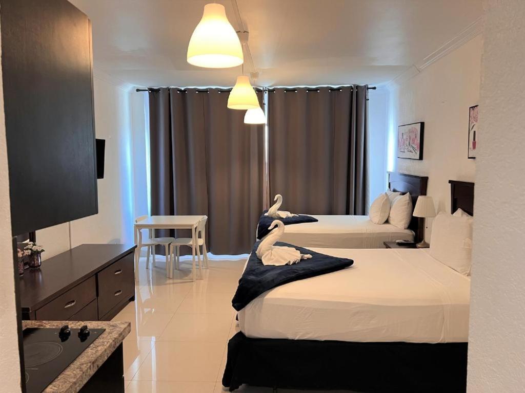 Beachfront Miami By Bl * Miami Beach