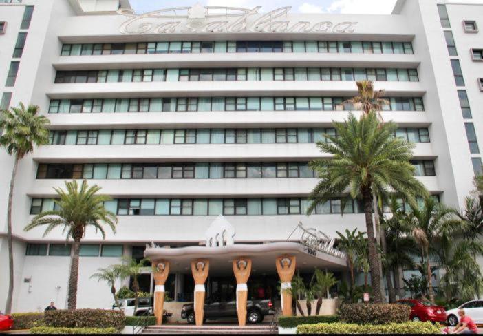 Beachfront Miami By Bl Miami Beach