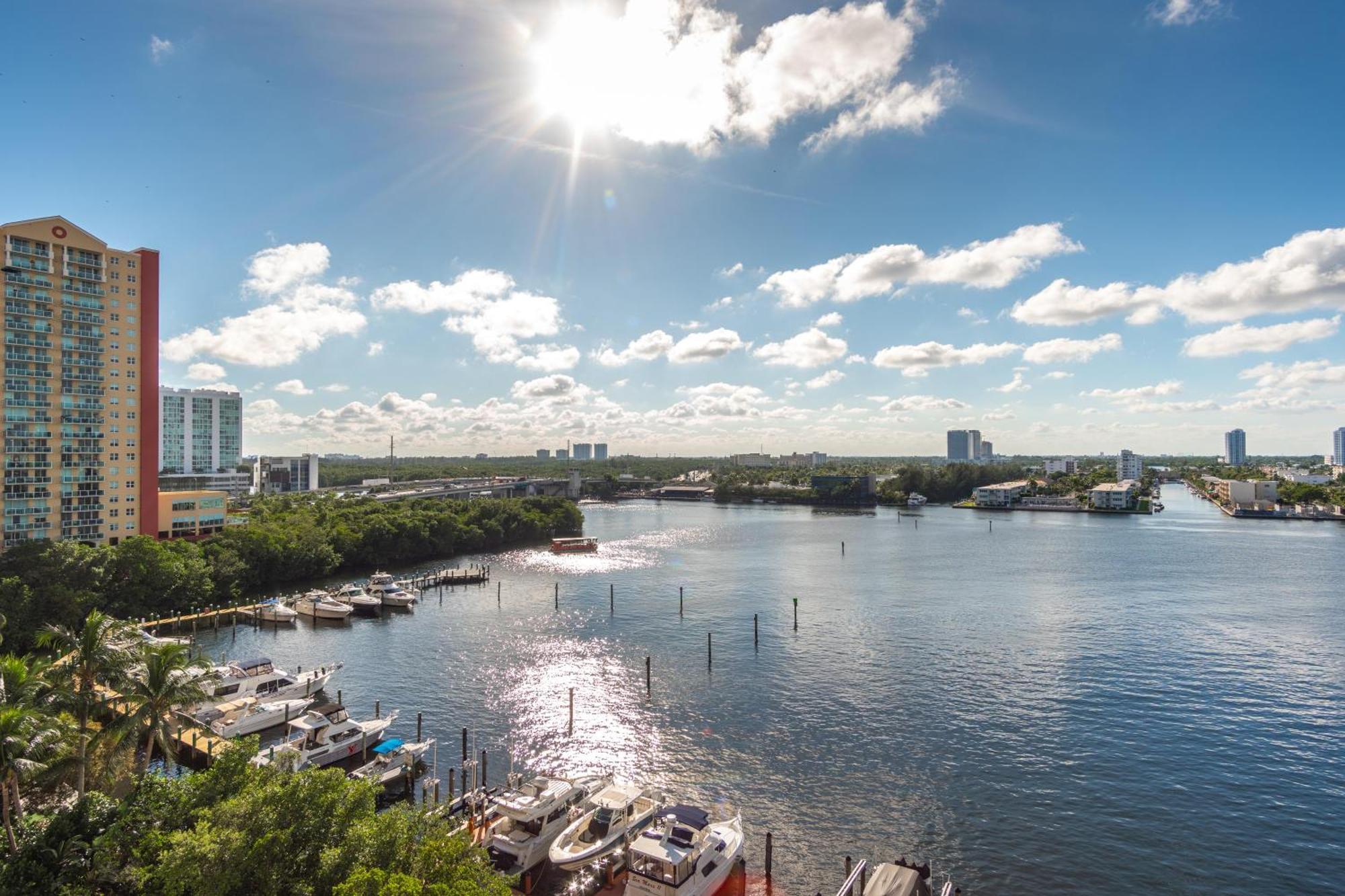 Apartment Golden Bay 103