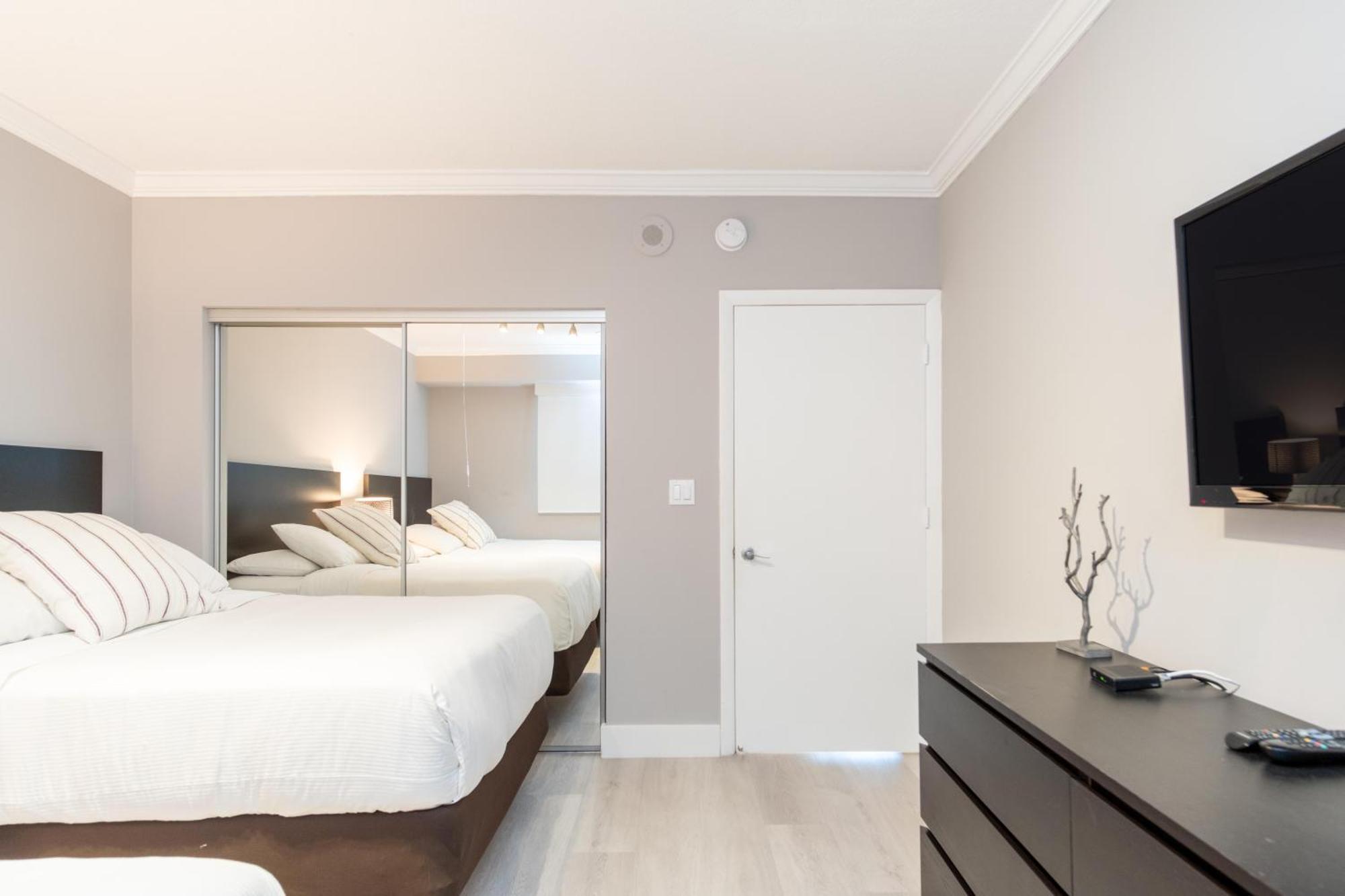 Apartment Golden Bay 88 *