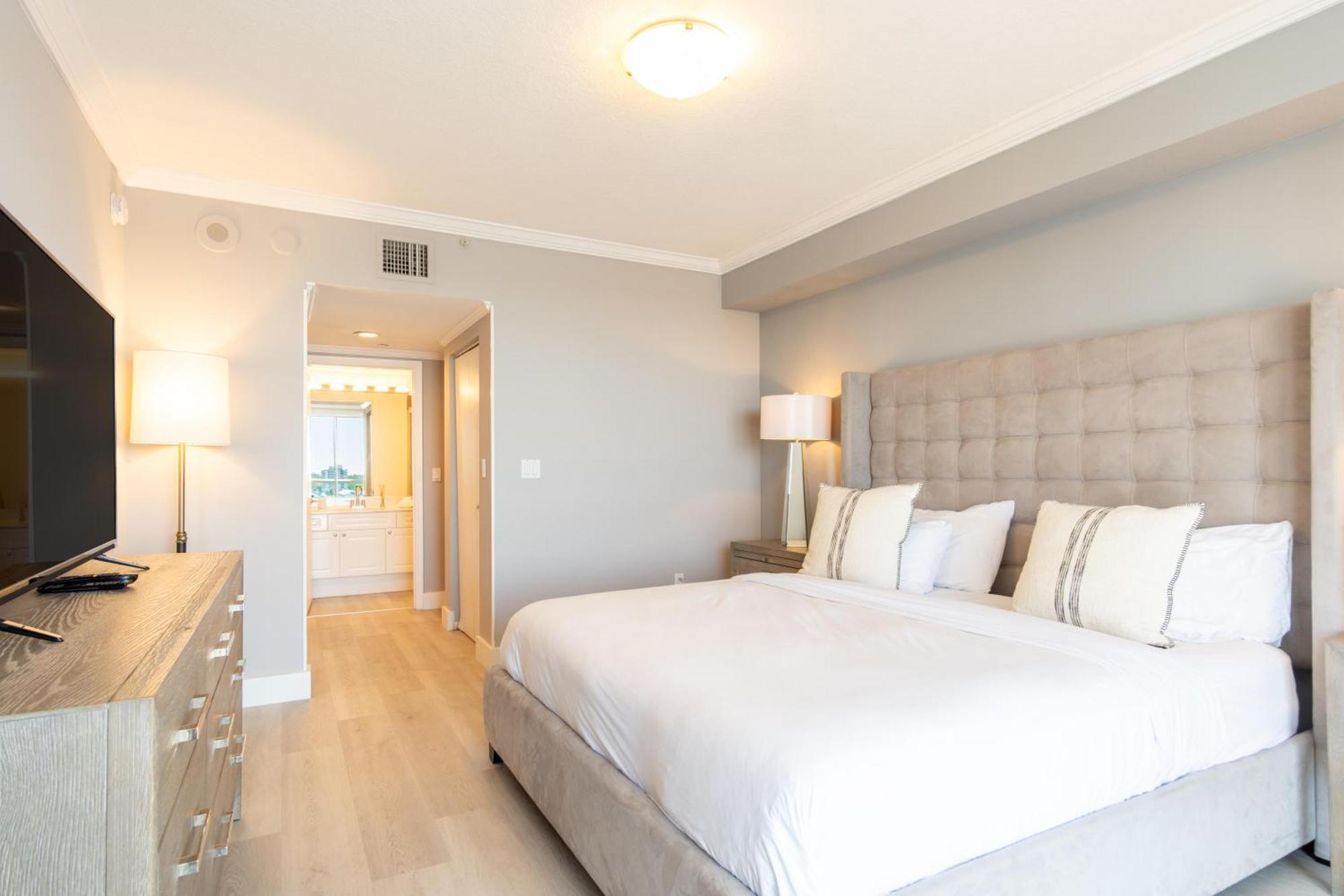 Golden Bay 88 Apartment