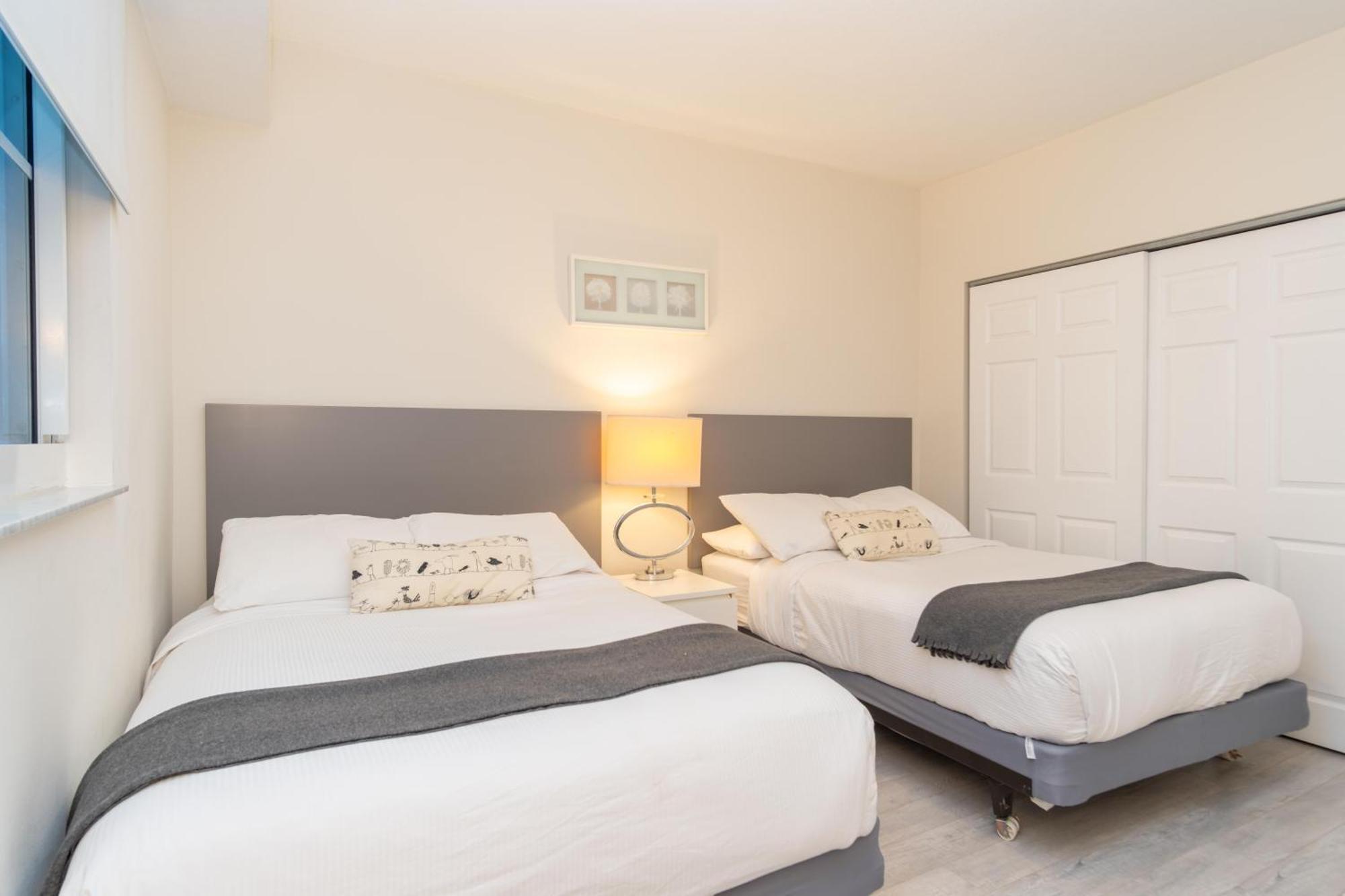 Apartment Golden Bay 48 *