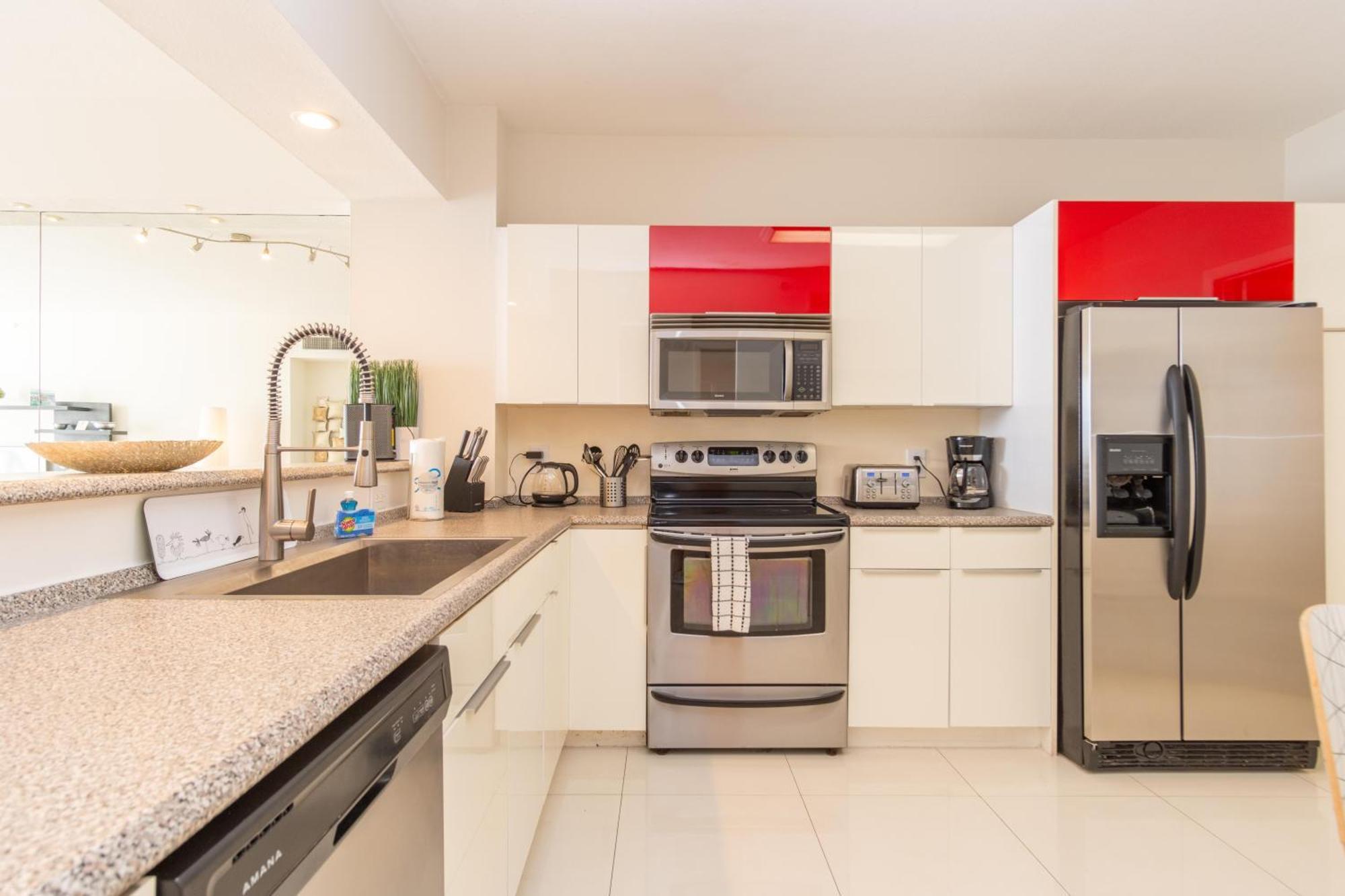 Golden Bay 48 Apartment Miami Beach