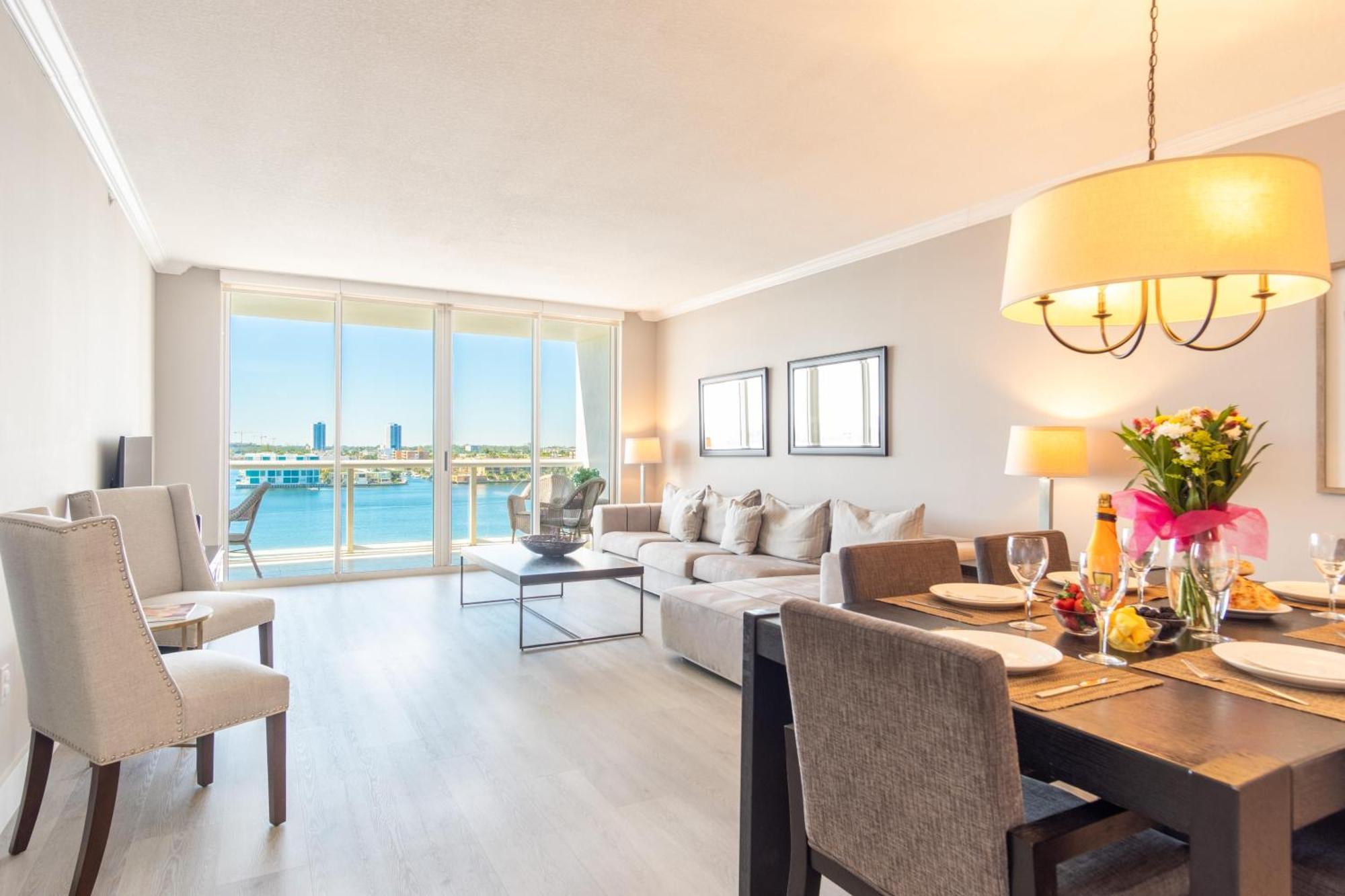 Golden Bay 88 Miami Beach