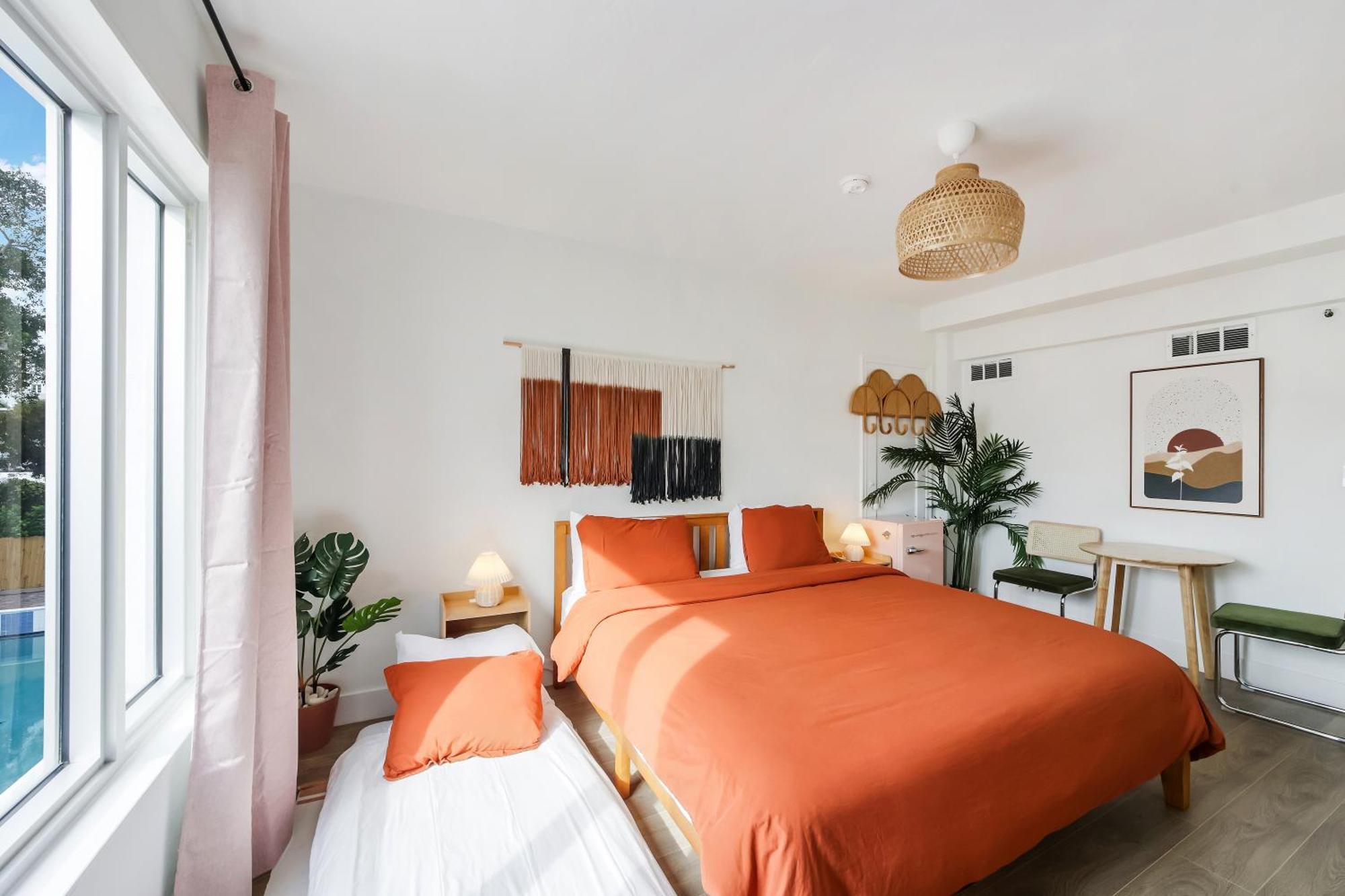 Tropics Miami 3*