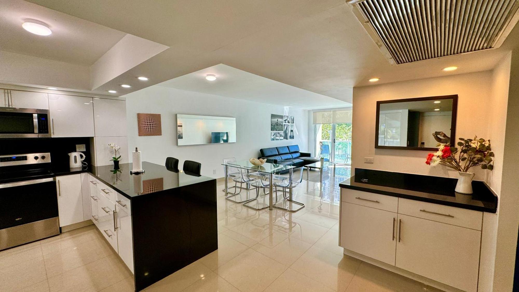 Sunny Isles, Life! Parking Included Apartment Miami Beach