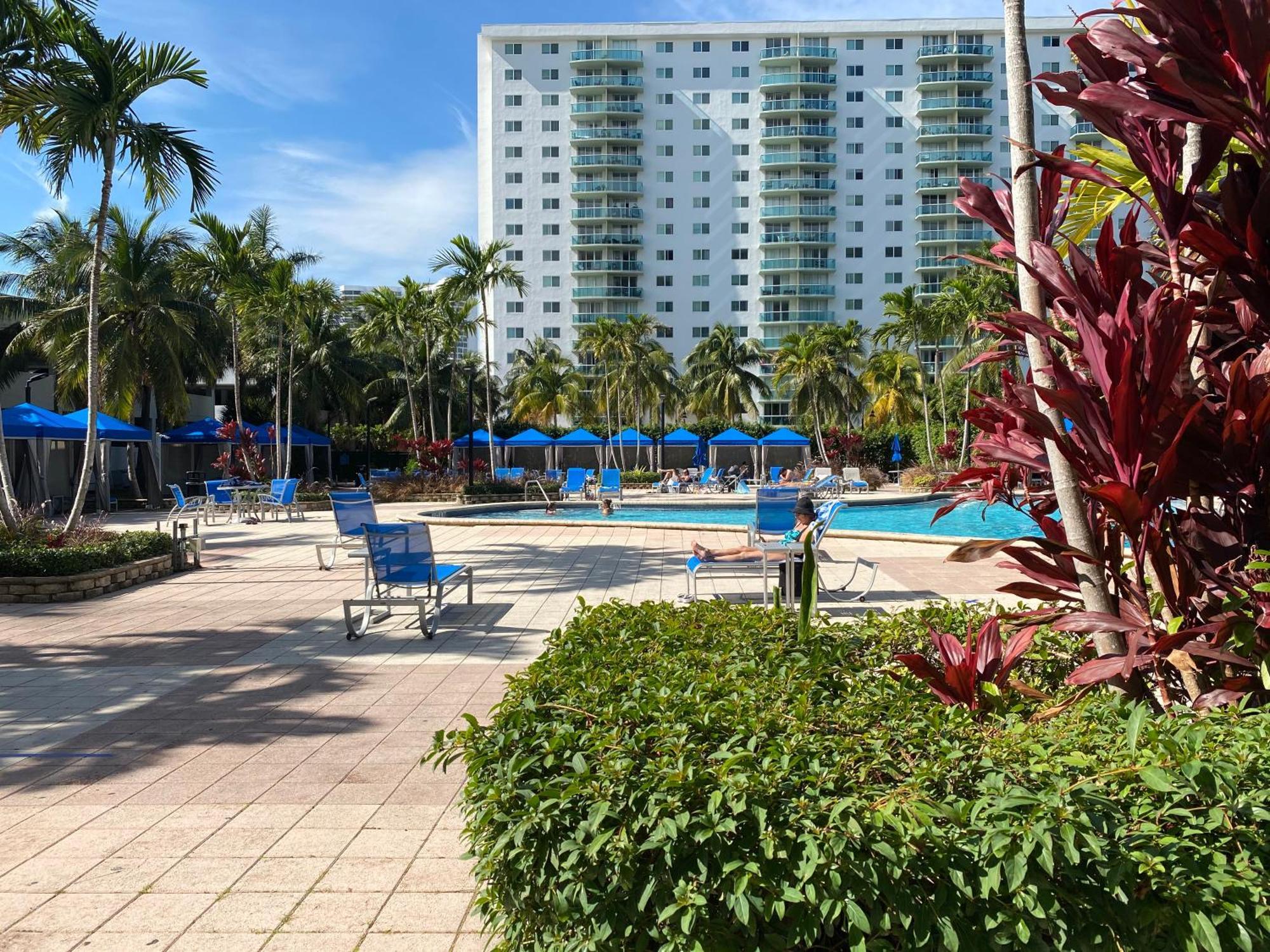 Sunny Isles * Miami Beach