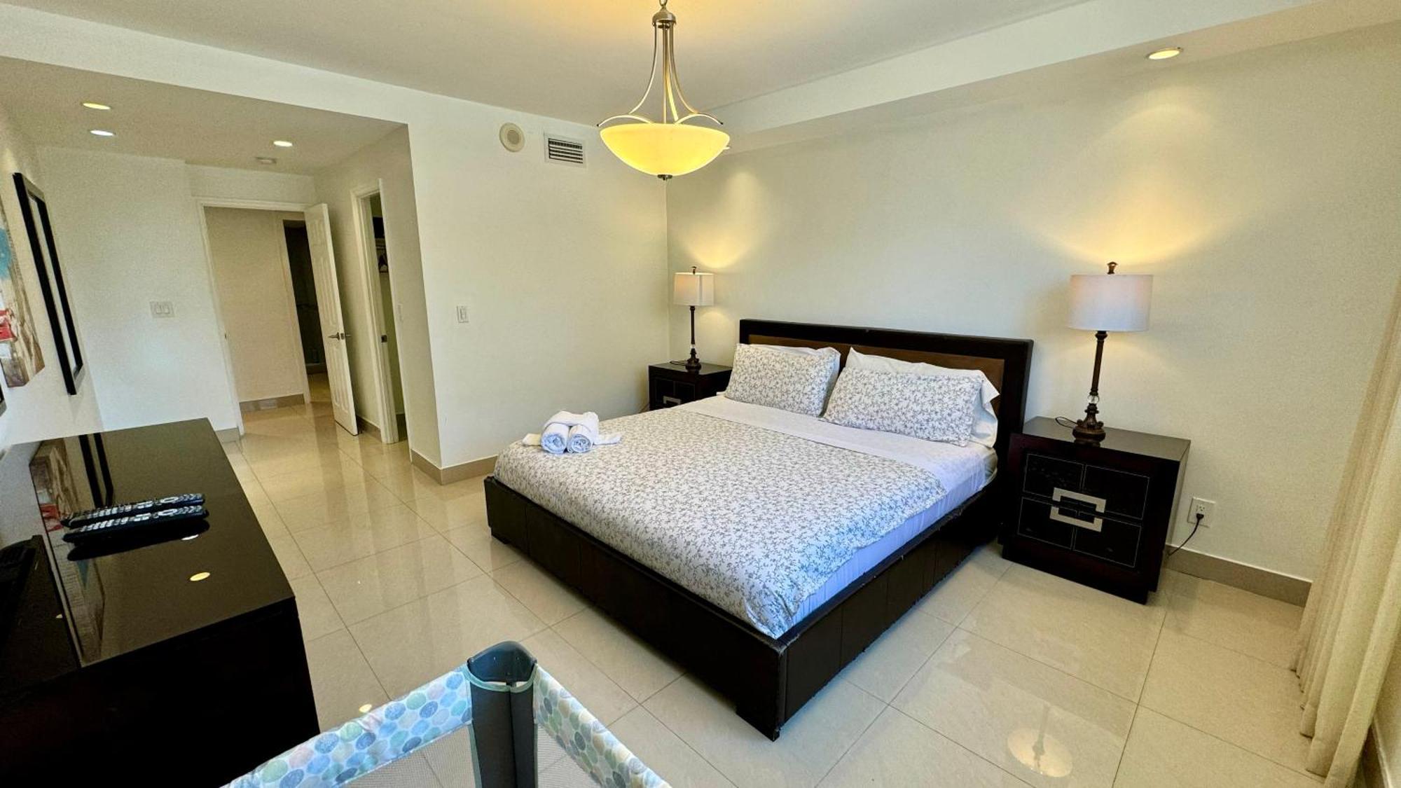 Apartment Sunny Isles *