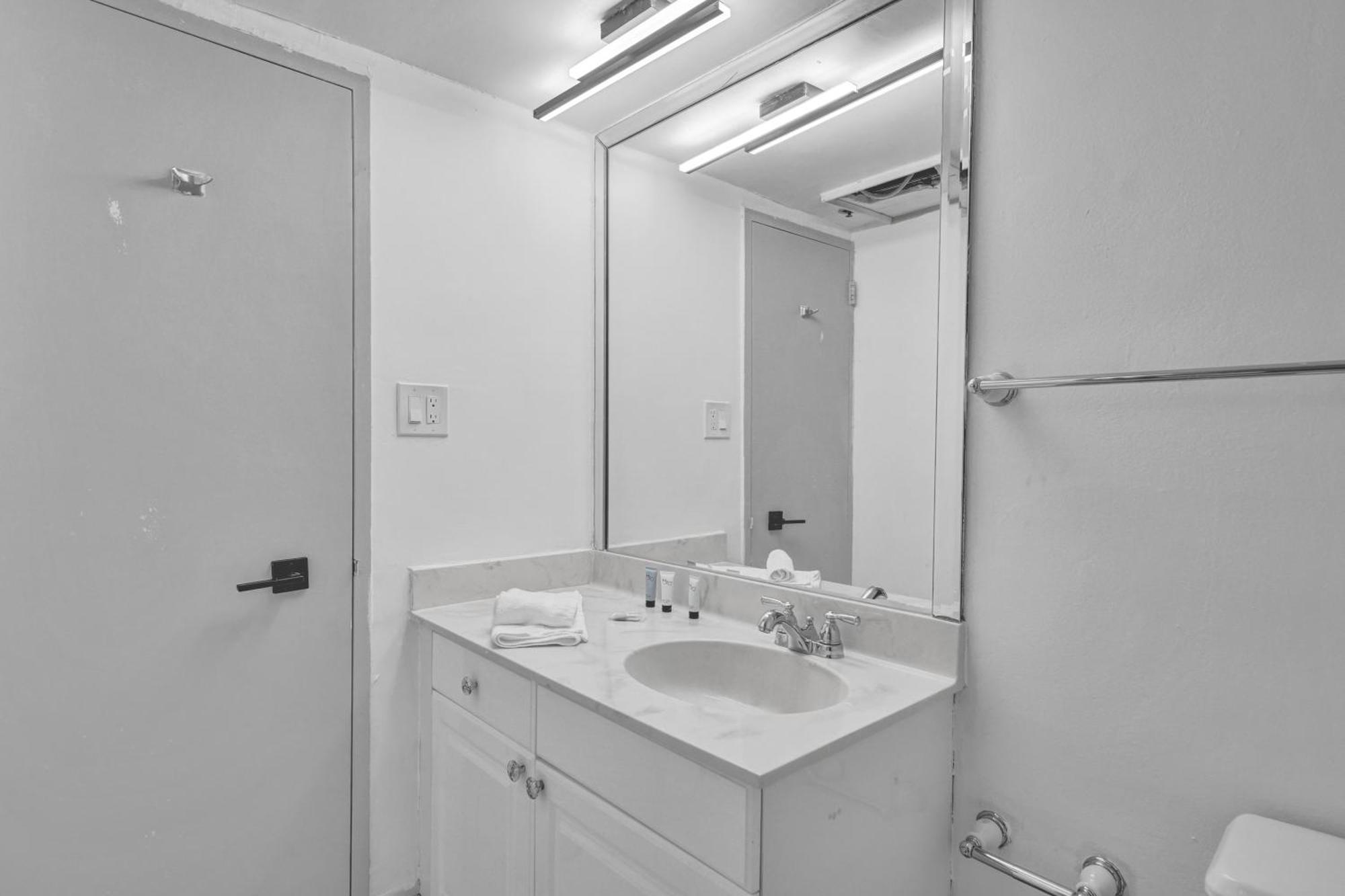 Apartment Cozy Ocean View Service 1015 Miami Beach