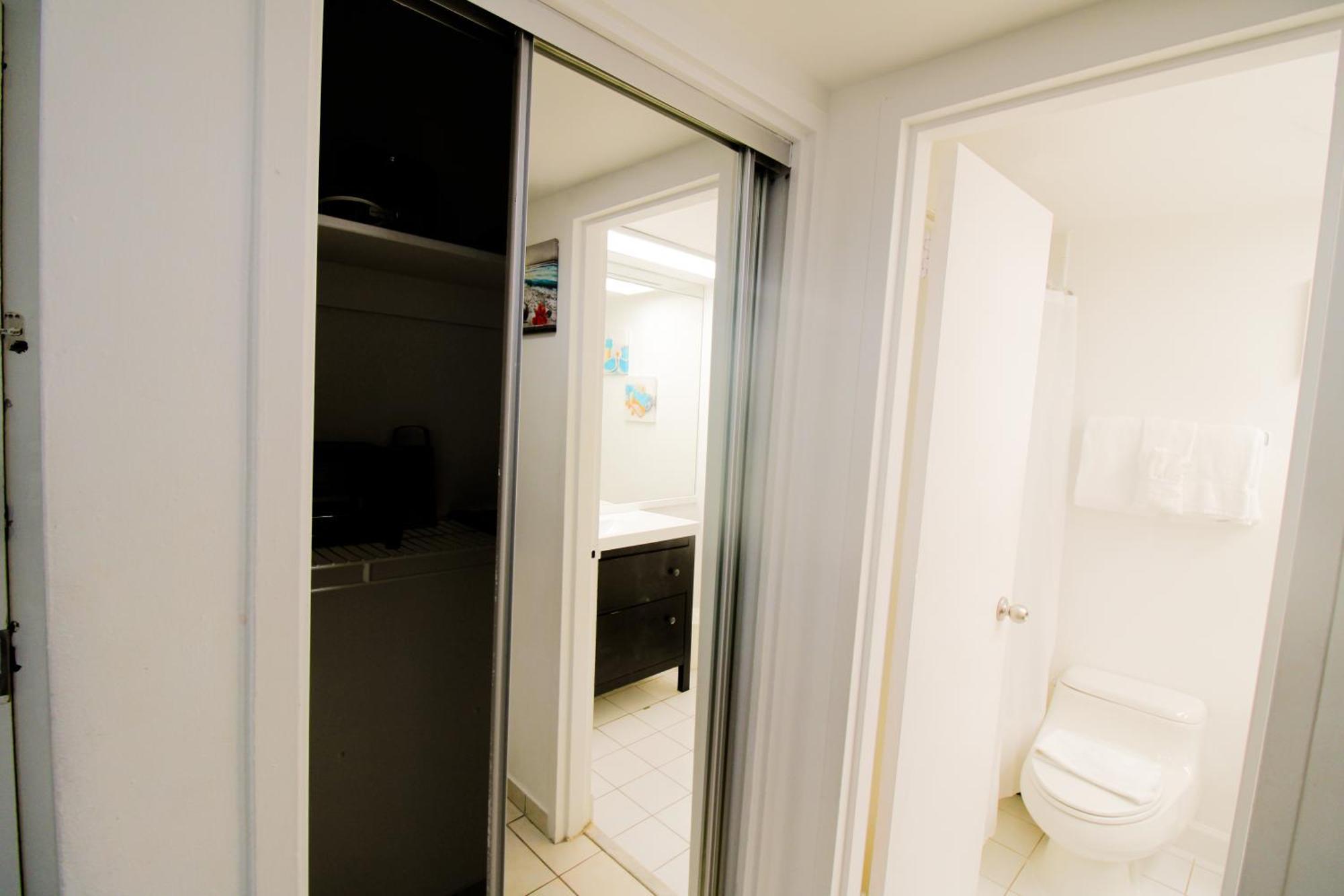 Castle 1205 Beachfront With Free Parking, Access, Pool, Tennis Miami Beach
